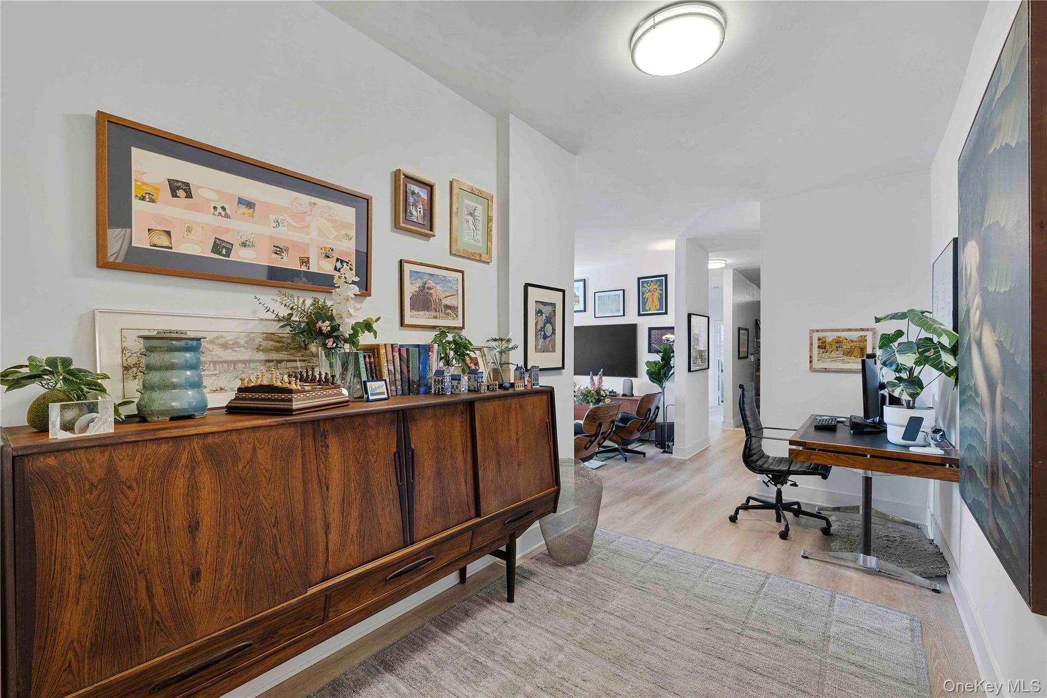 1100 Grand Concourse Unit: 4B thumbnail 2