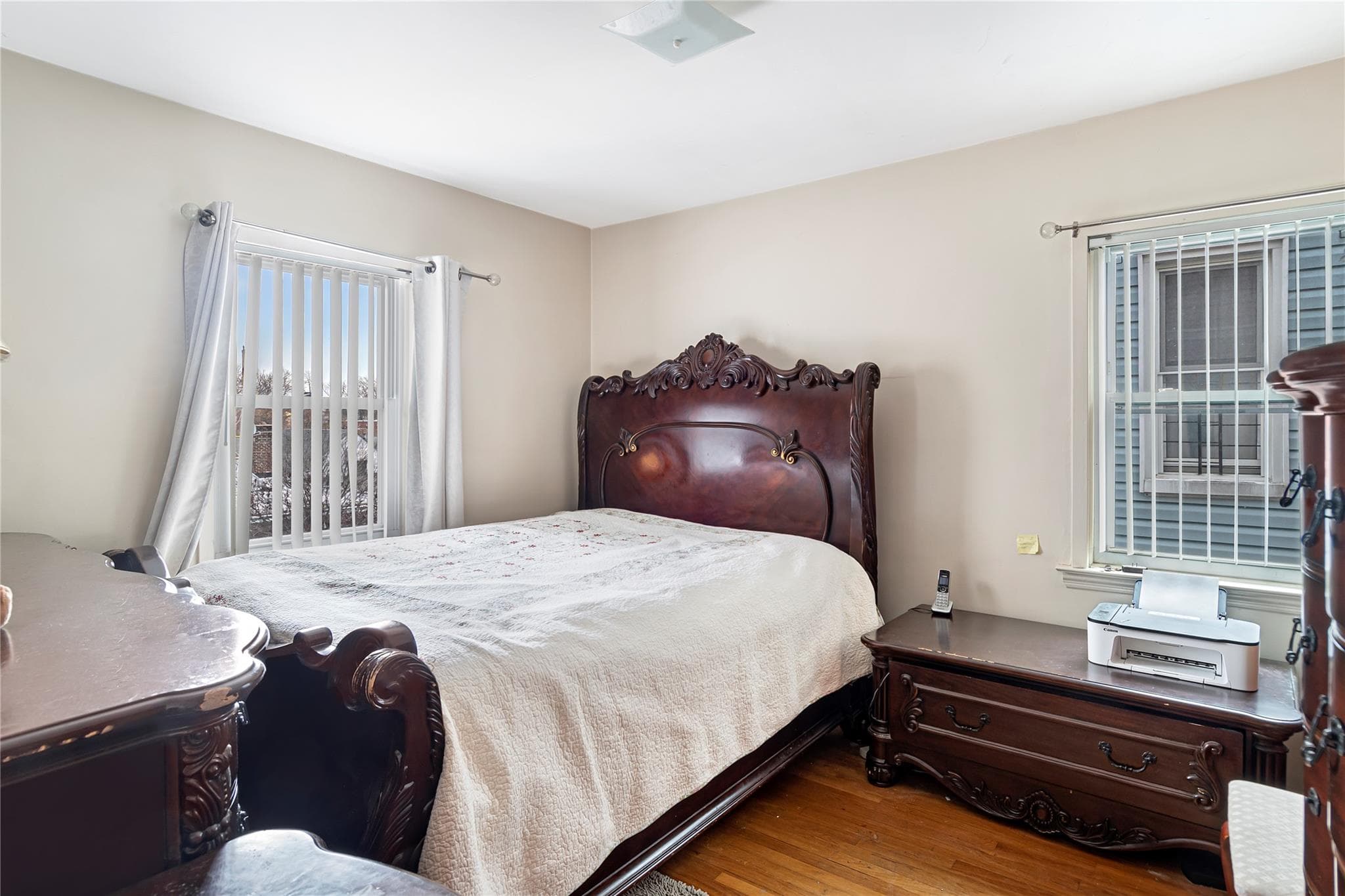 2934 Throop Avenue thumbnail 12