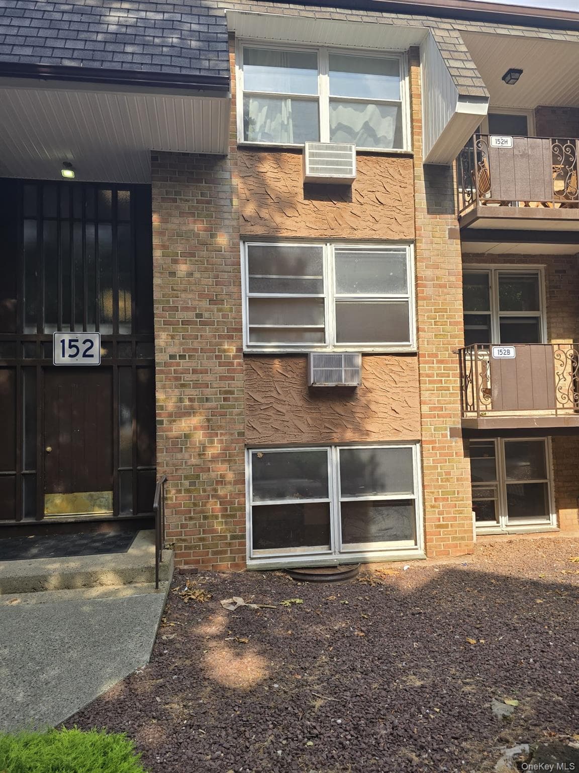152 Kearsing Parkway Unit: B, Monsey