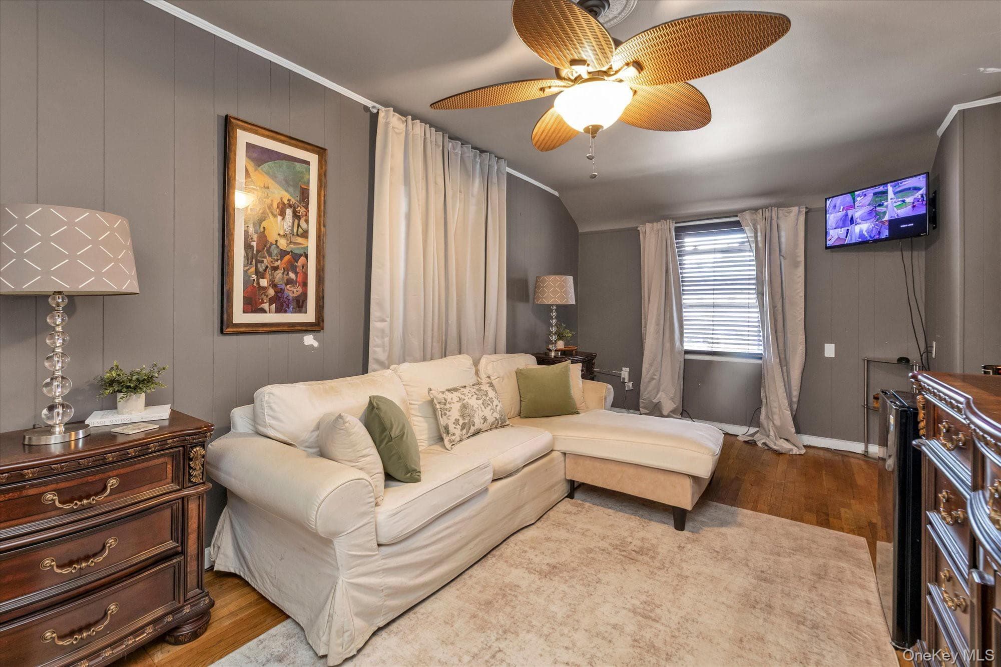 230 Emily Avenue thumbnail 17