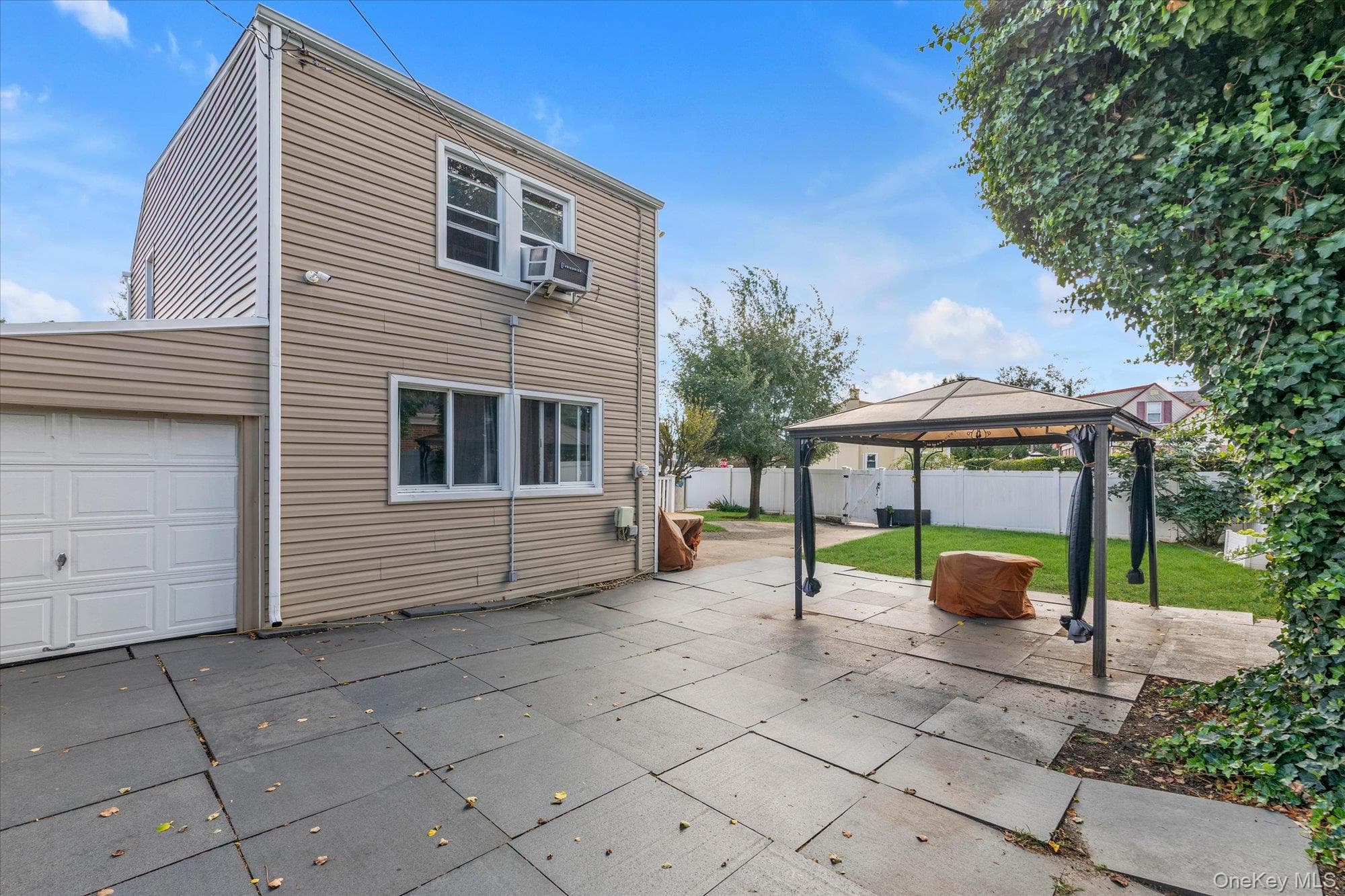 230 Emily Avenue thumbnail 24