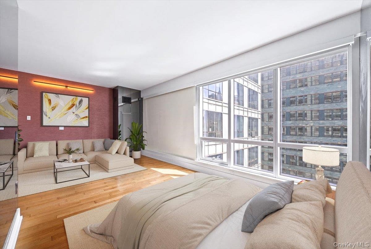 350 W 42nd Street Unit: 19I thumbnail 9