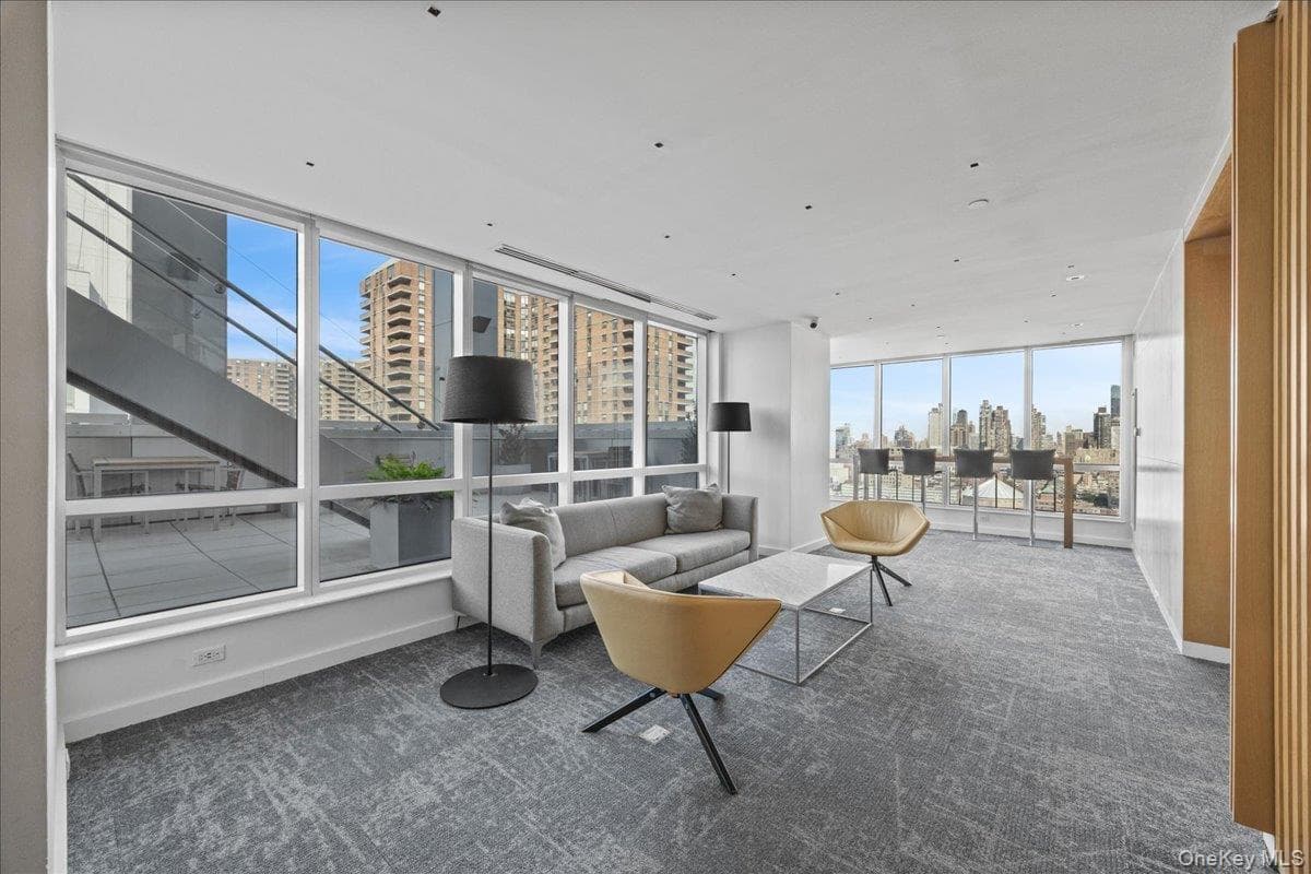 350 W 42nd Street Unit: 19I thumbnail 29