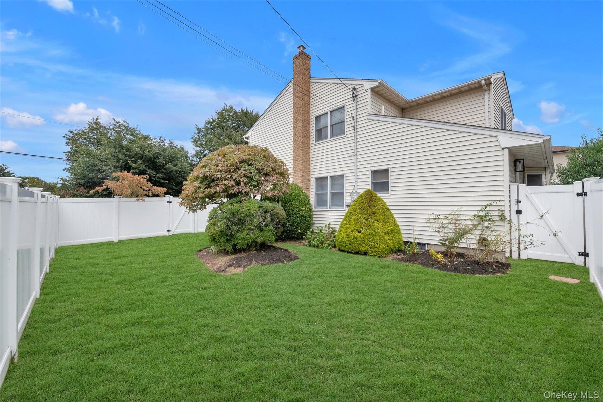 2084 Manfield Avenue thumbnail 29