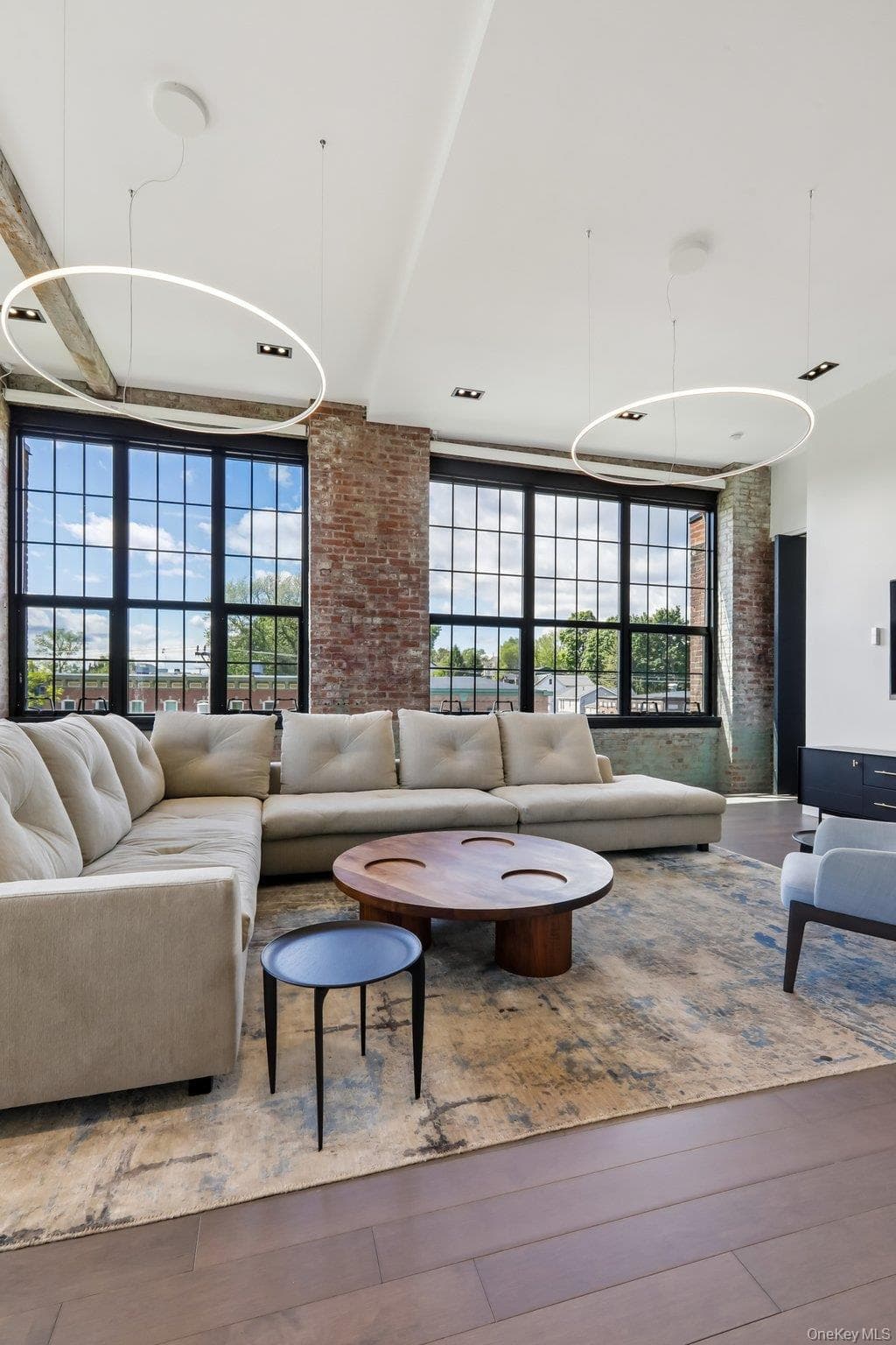 1 E Main Street Unit: 401 thumbnail 11