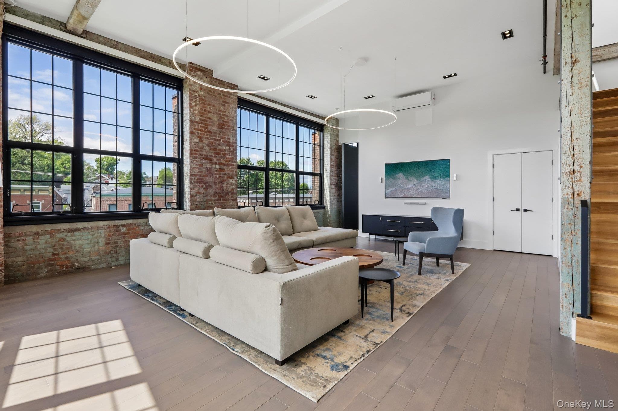 1 E Main Street Unit: 401 thumbnail 6