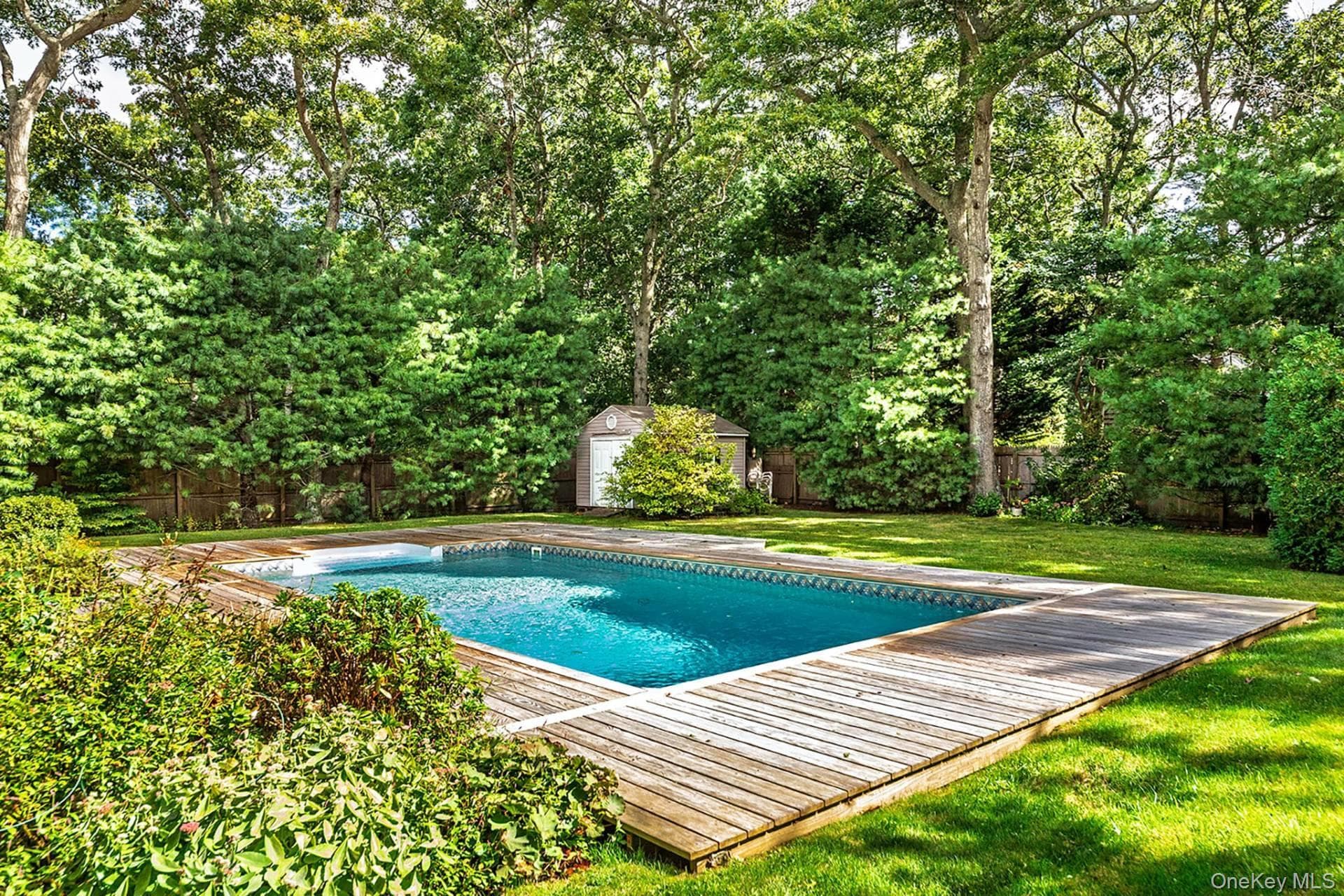 235 Norfolk Drive thumbnail 18