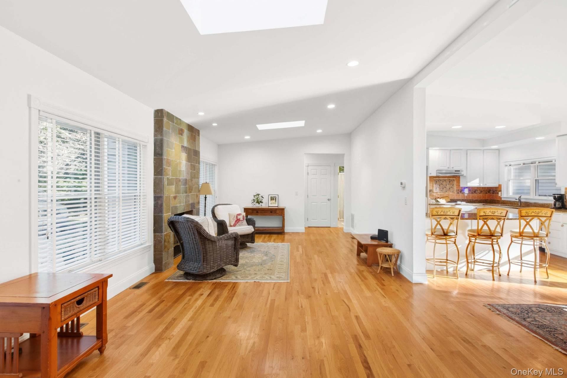 235 Norfolk Drive thumbnail 3