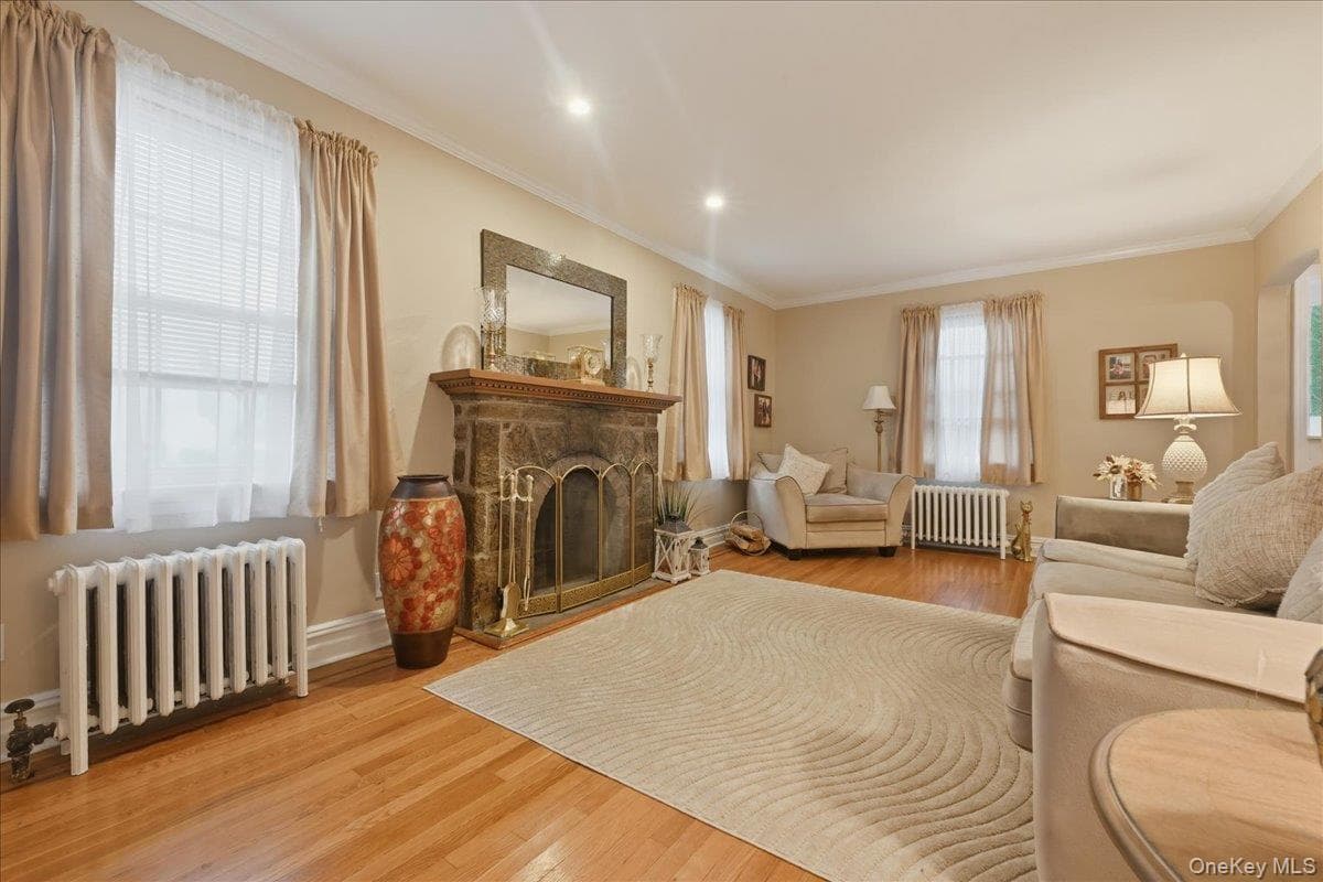 179 Locust Street thumbnail 14