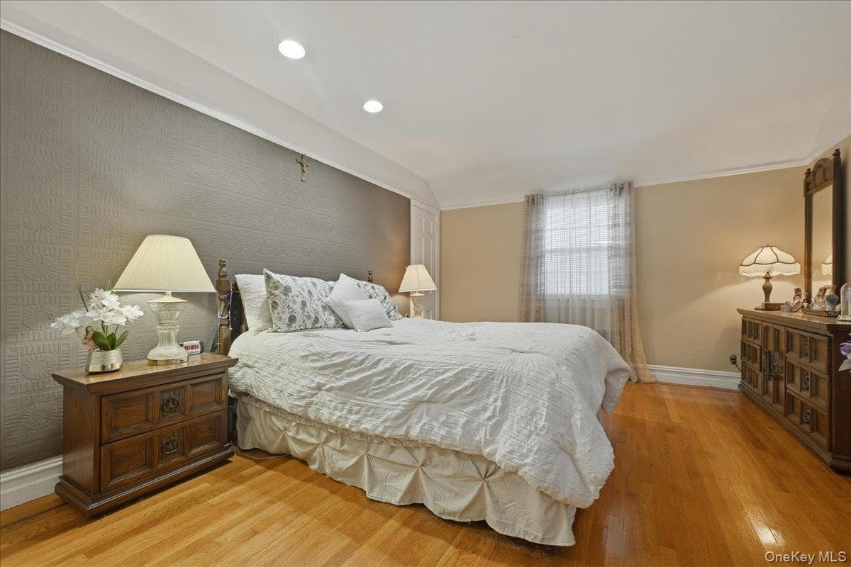 179 Locust Street thumbnail 24