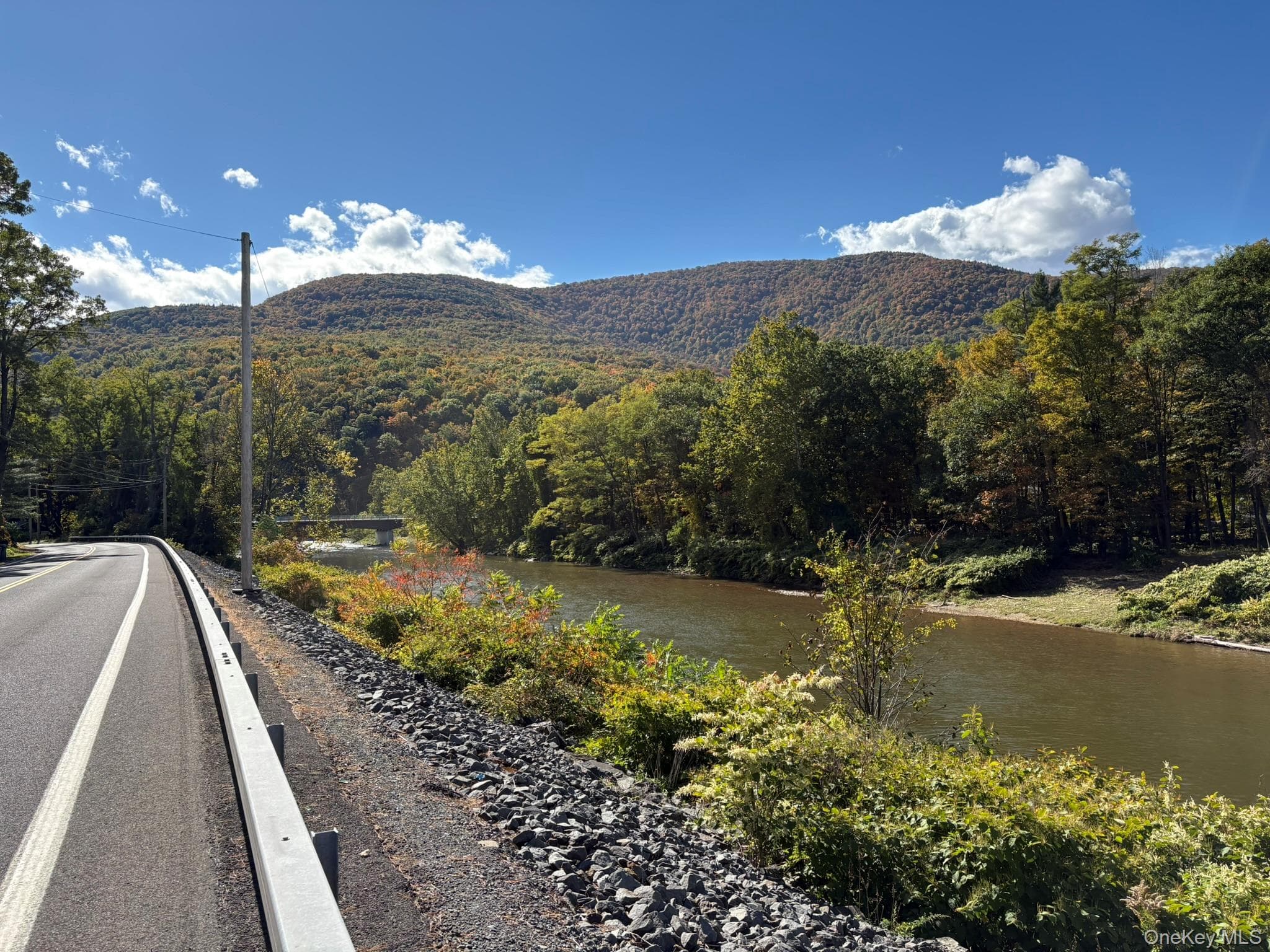 5417-5419 Route 212 thumbnail 9