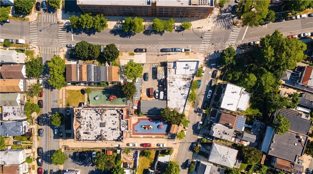 360 Targee Street thumbnail 27