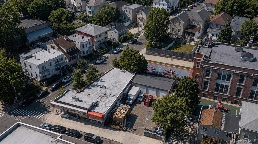 360 Targee Street thumbnail 29