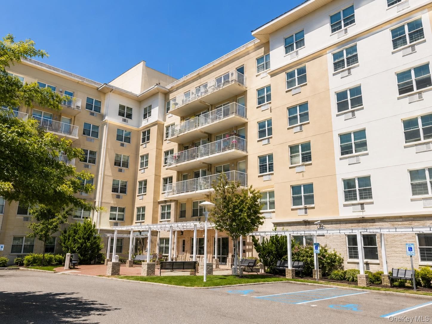 260 Beach 81st Street Unit: 4E thumbnail 13