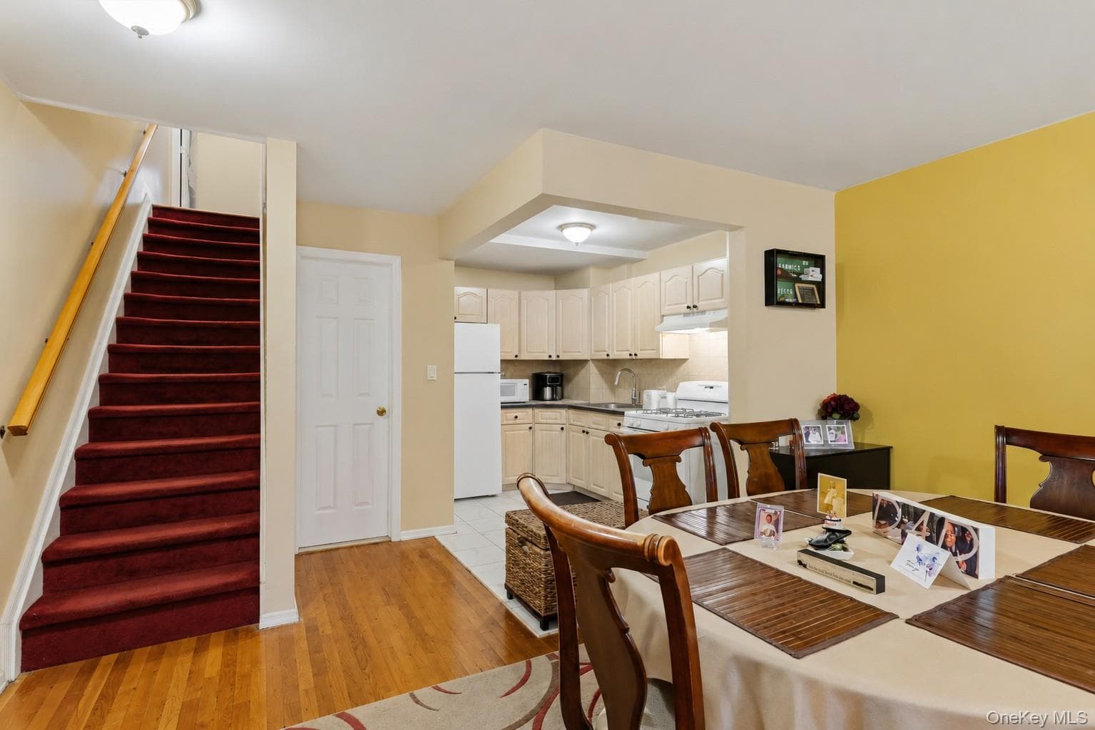 717 E 215th Street thumbnail 13