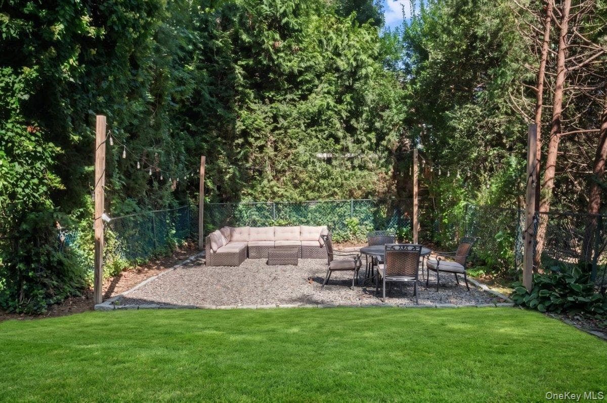 10 E Brookside Drive thumbnail 31