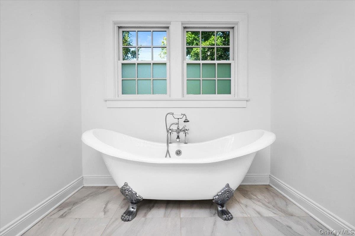 10 E Brookside Drive thumbnail 22
