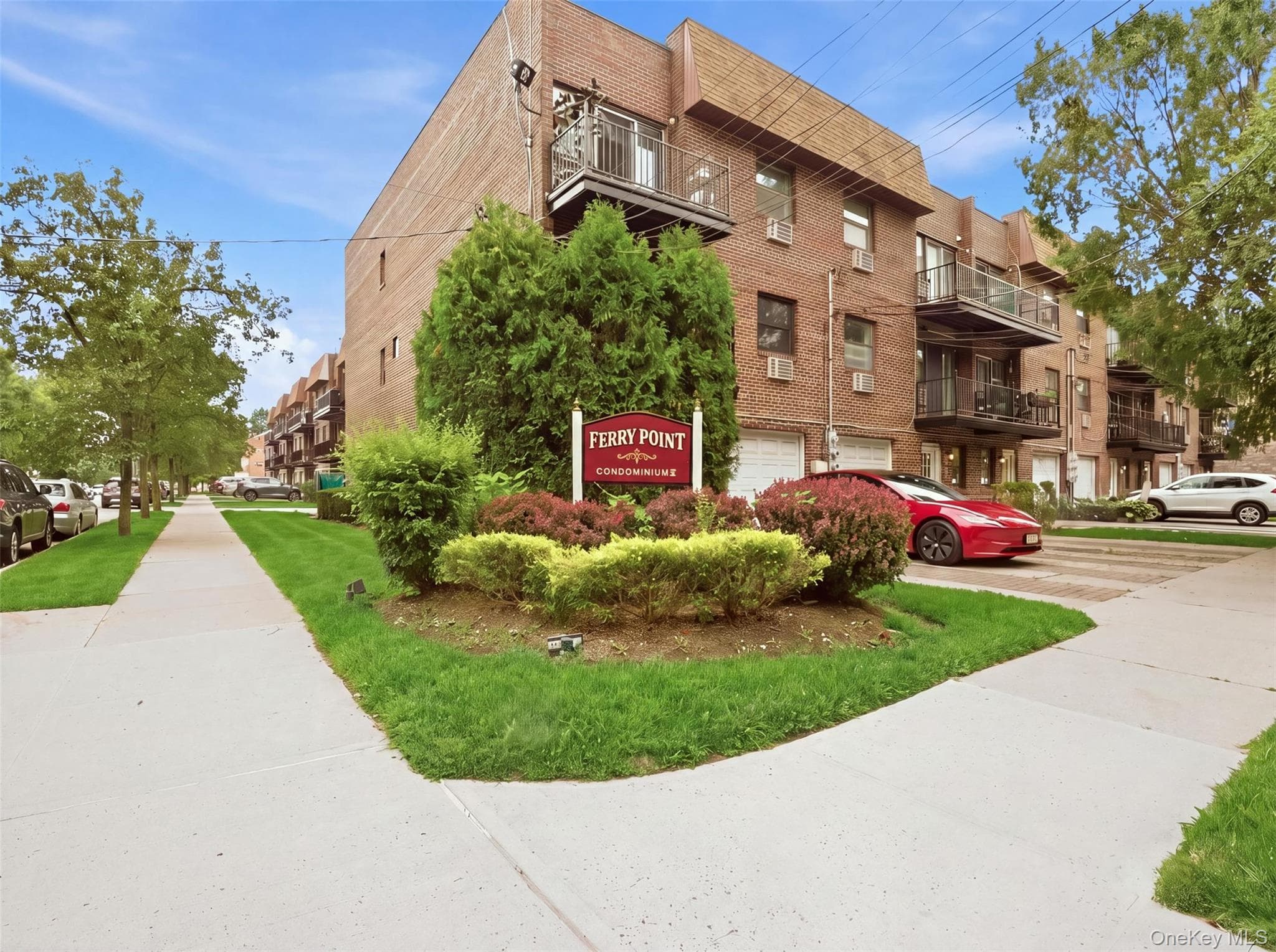 2668 Miles Avenue Unit: O2, Bronx