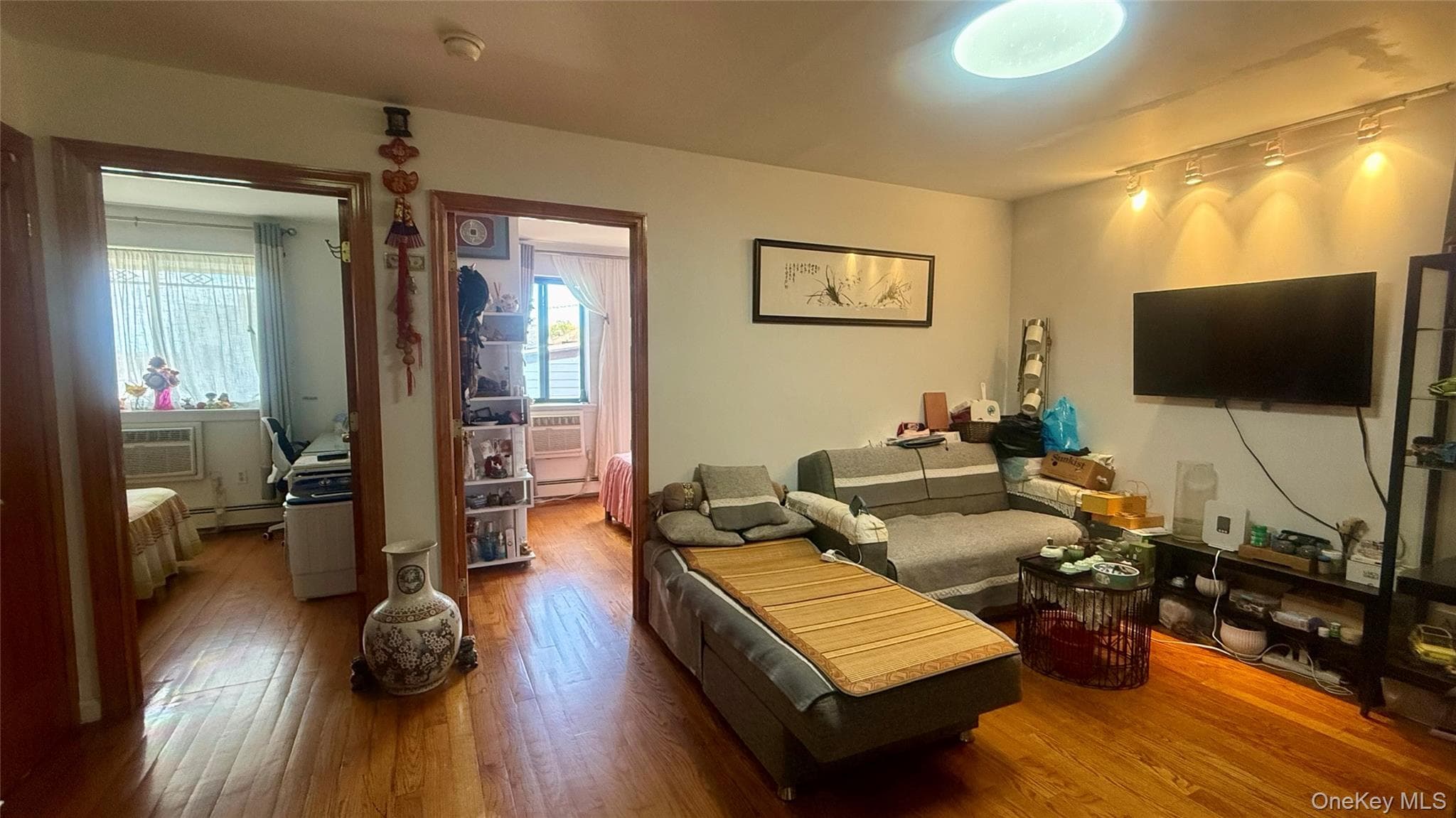 37-33 107th Street Unit: 3B thumbnail 4