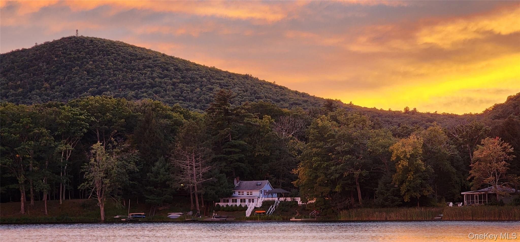 41 Antler Club Road, Pine Plains