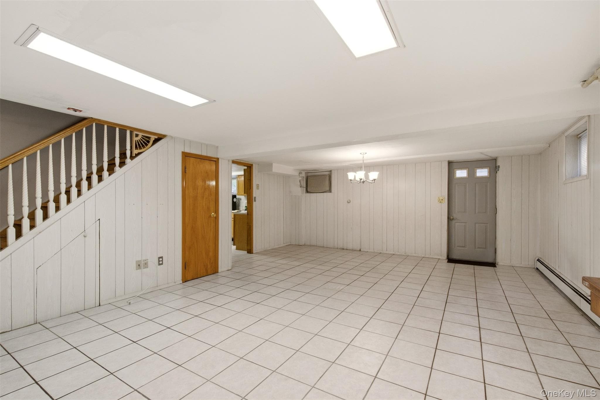 2093 Bergen Street thumbnail 23