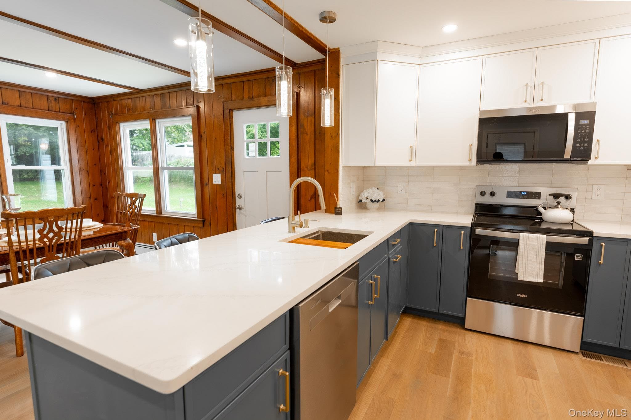 16 Forest Avenue thumbnail 14