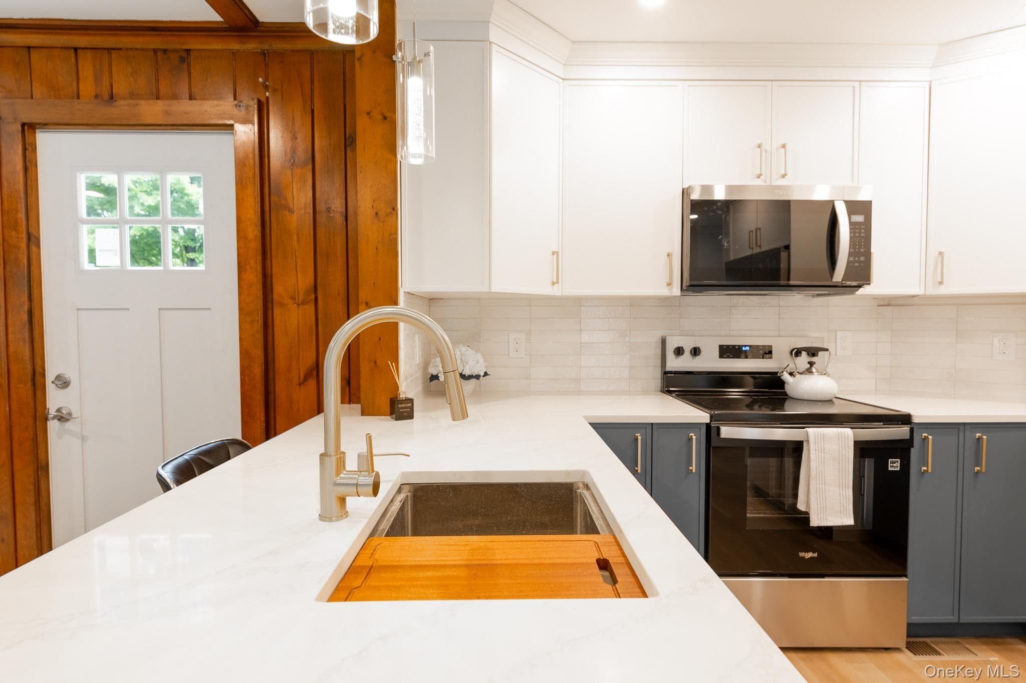 16 Forest Avenue thumbnail 15