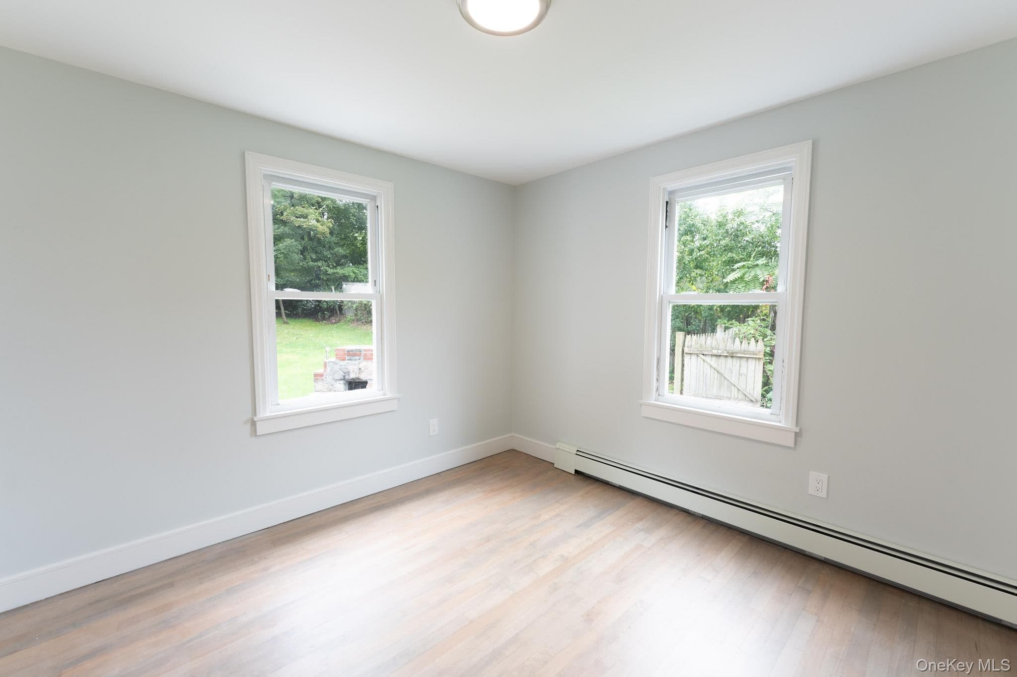 16 Forest Avenue thumbnail 18