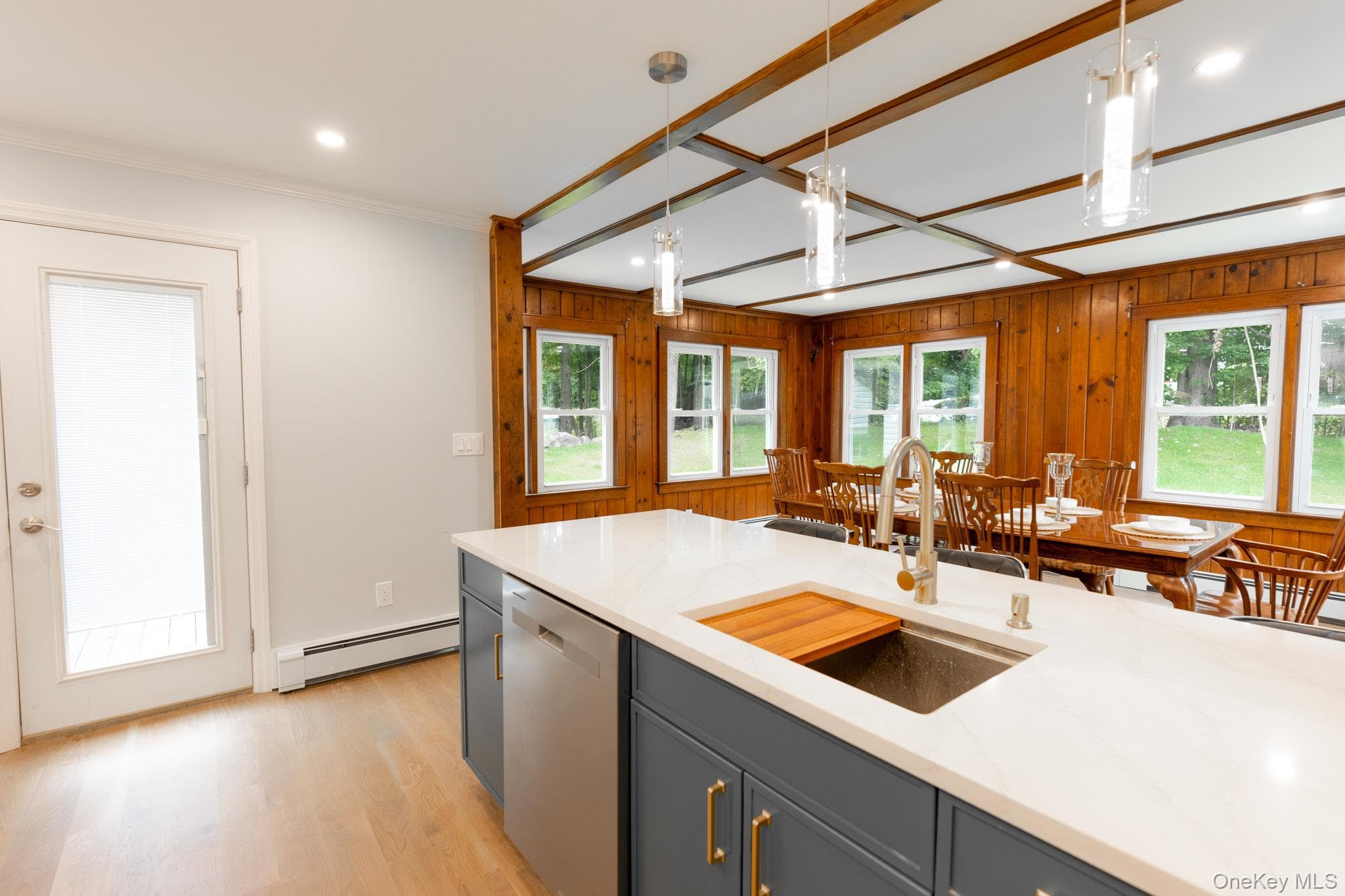 16 Forest Avenue thumbnail 17