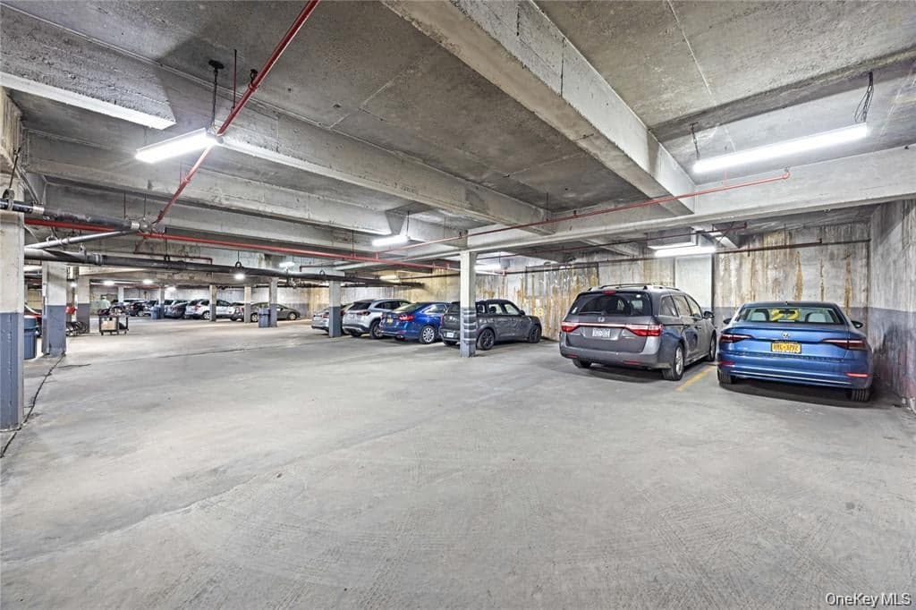 2736 Independence Avenue Unit: 2B thumbnail 11