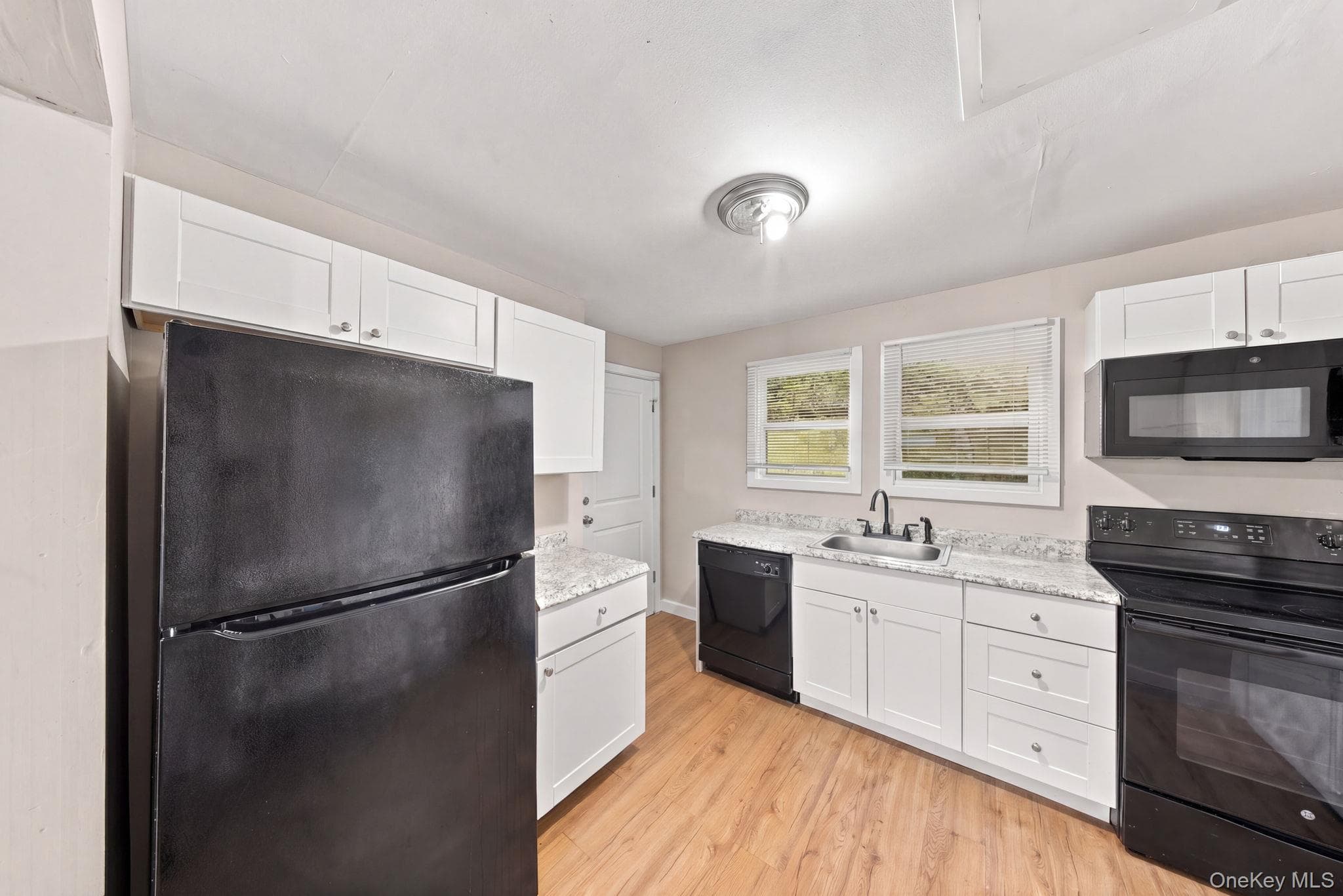 19 Nevins Street thumbnail 9