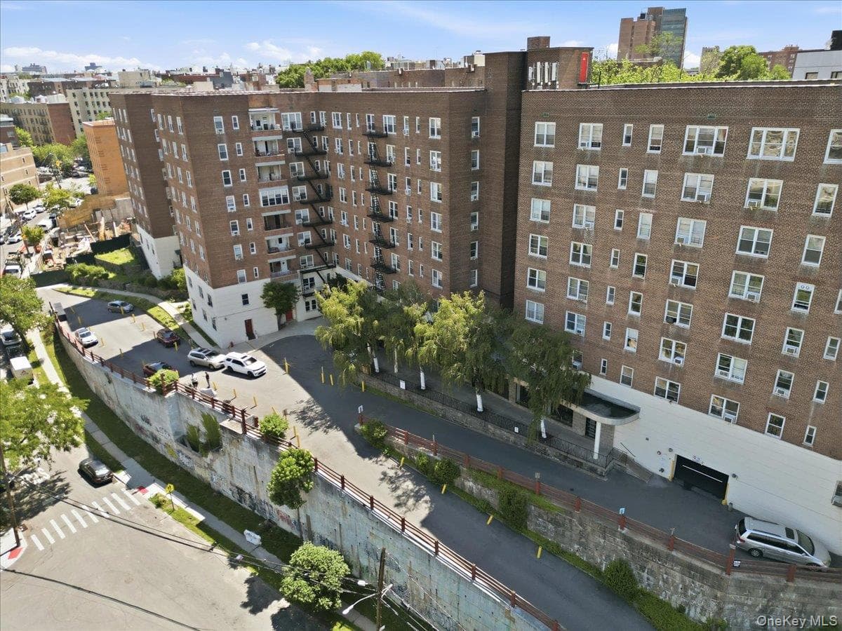 2630 Kingsbridge Terrace Unit: 5O thumbnail 23