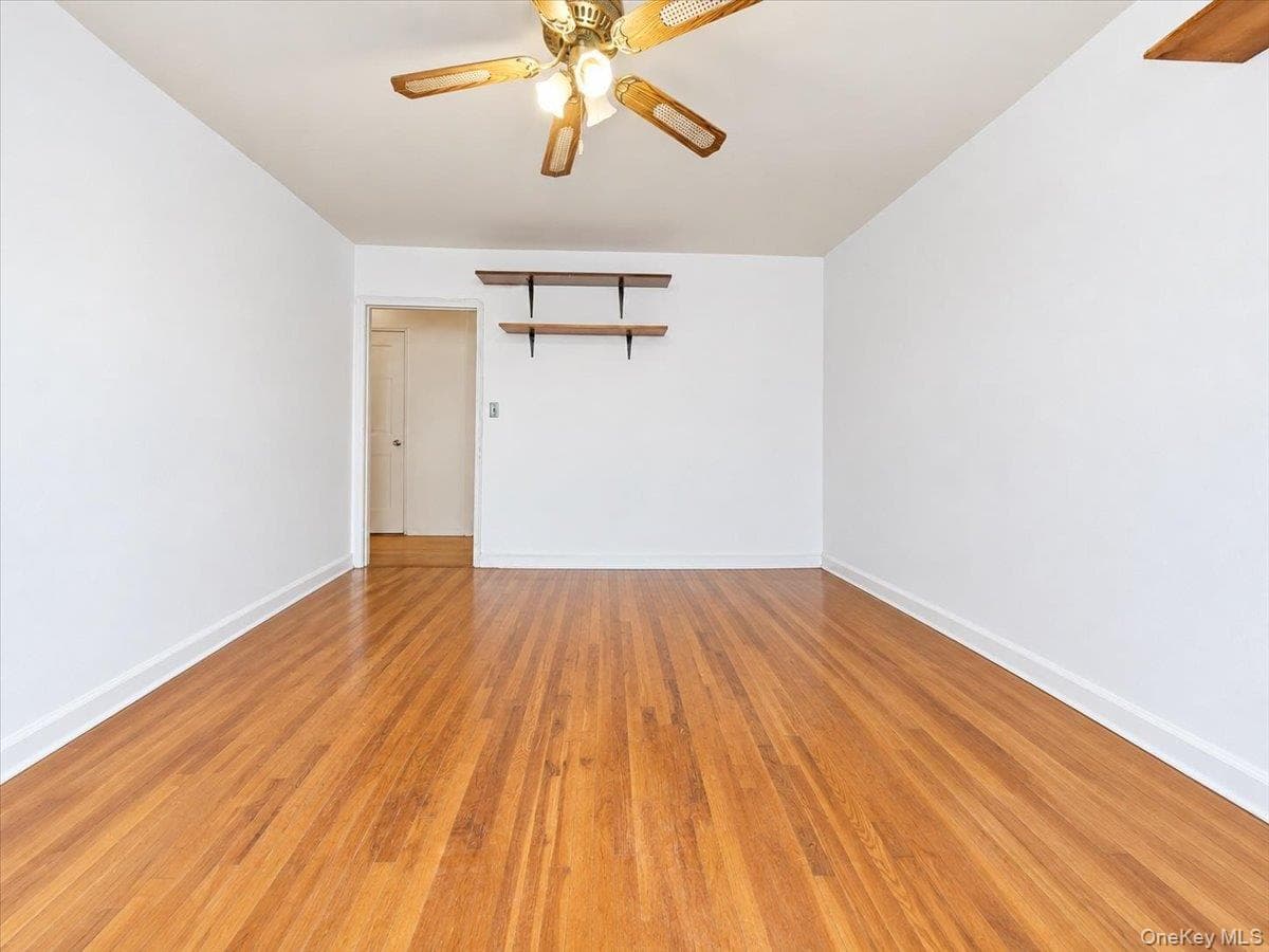 2630 Kingsbridge Terrace Unit: 5O thumbnail 12