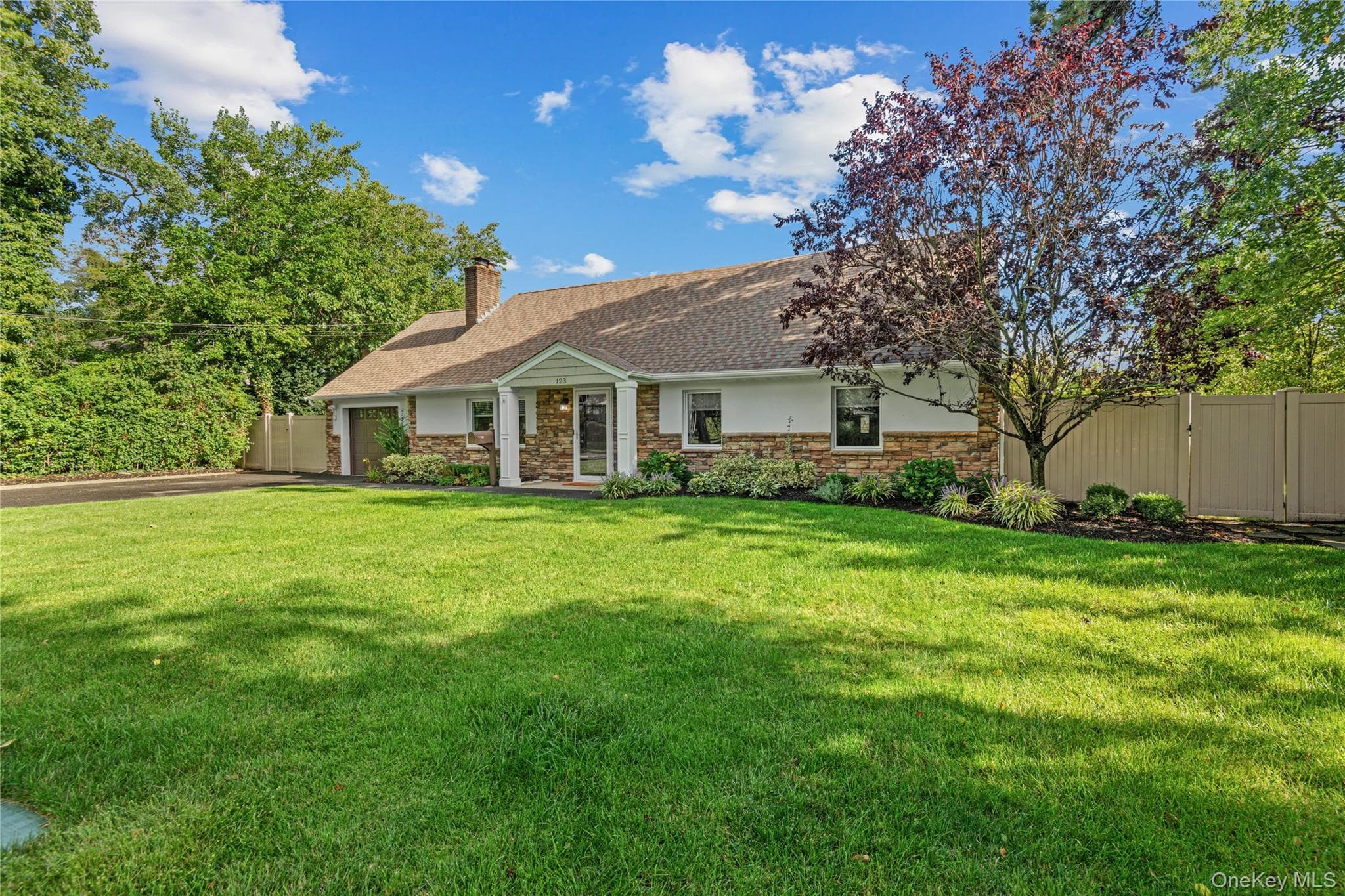 123 Hiawatha Drive thumbnail 2