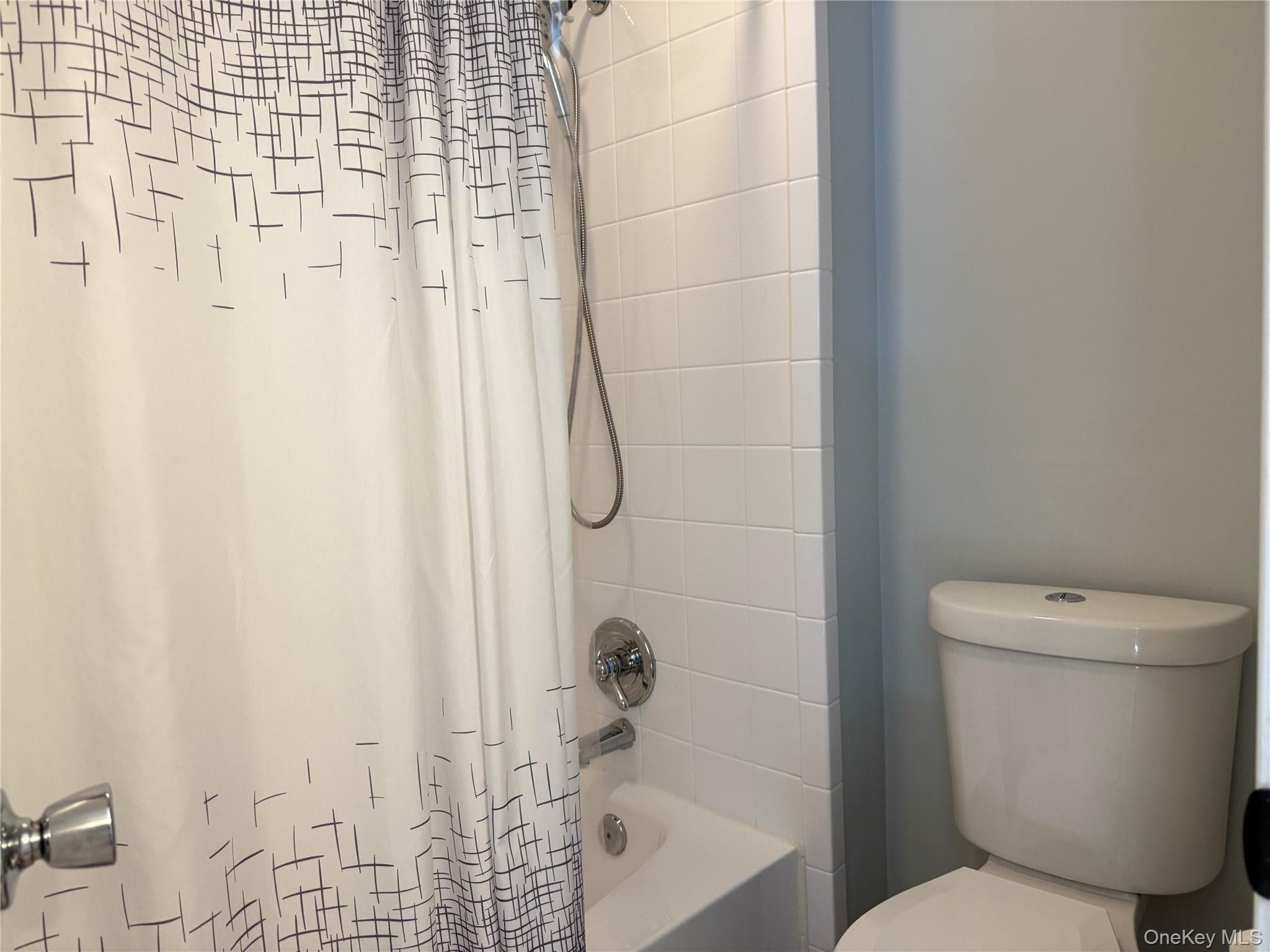 274 Hooker Avenue Unit: B3 thumbnail 14