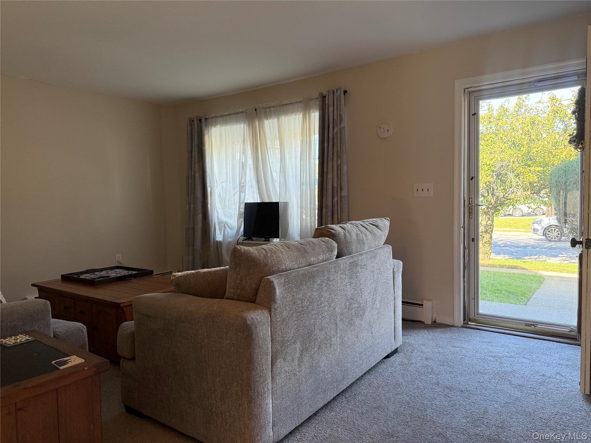 274 Hooker Avenue Unit: B3 thumbnail 3