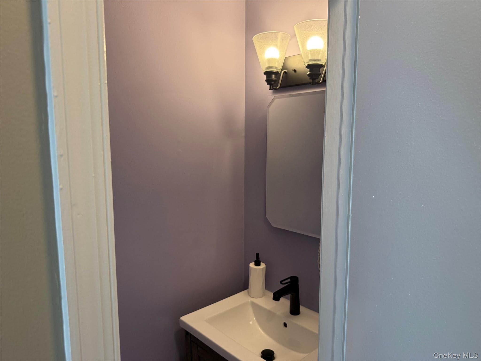 274 Hooker Avenue Unit: B3 thumbnail 15