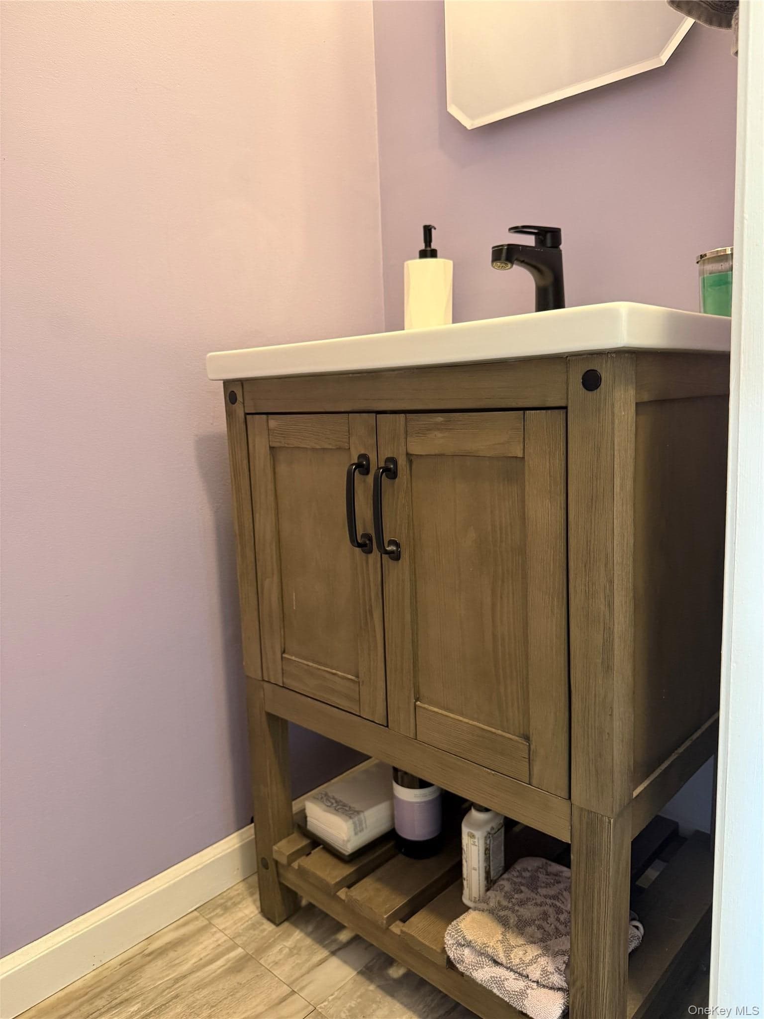 274 Hooker Avenue Unit: B3 thumbnail 16