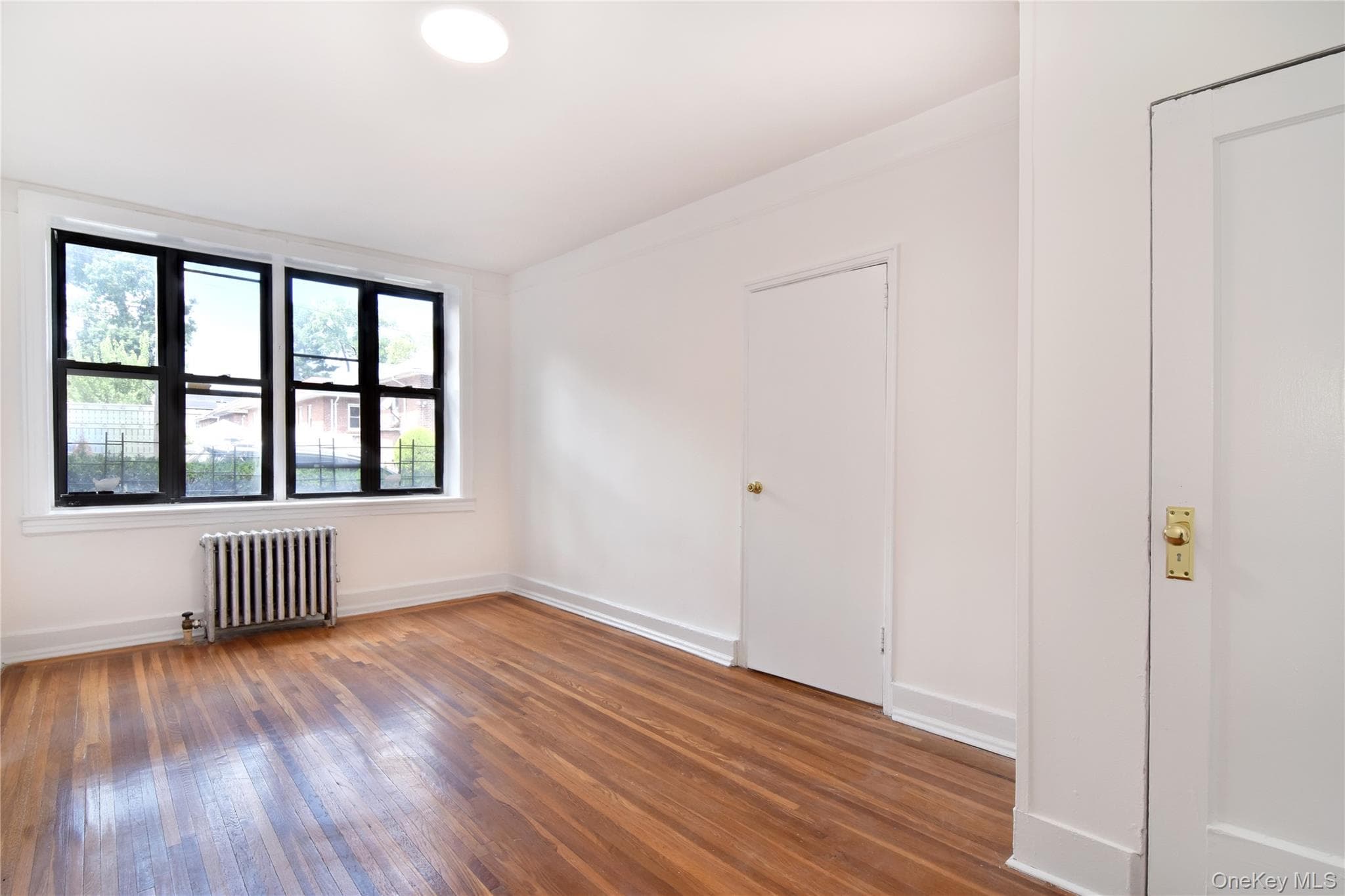 590 E 3rd Street Unit: 1L thumbnail 18