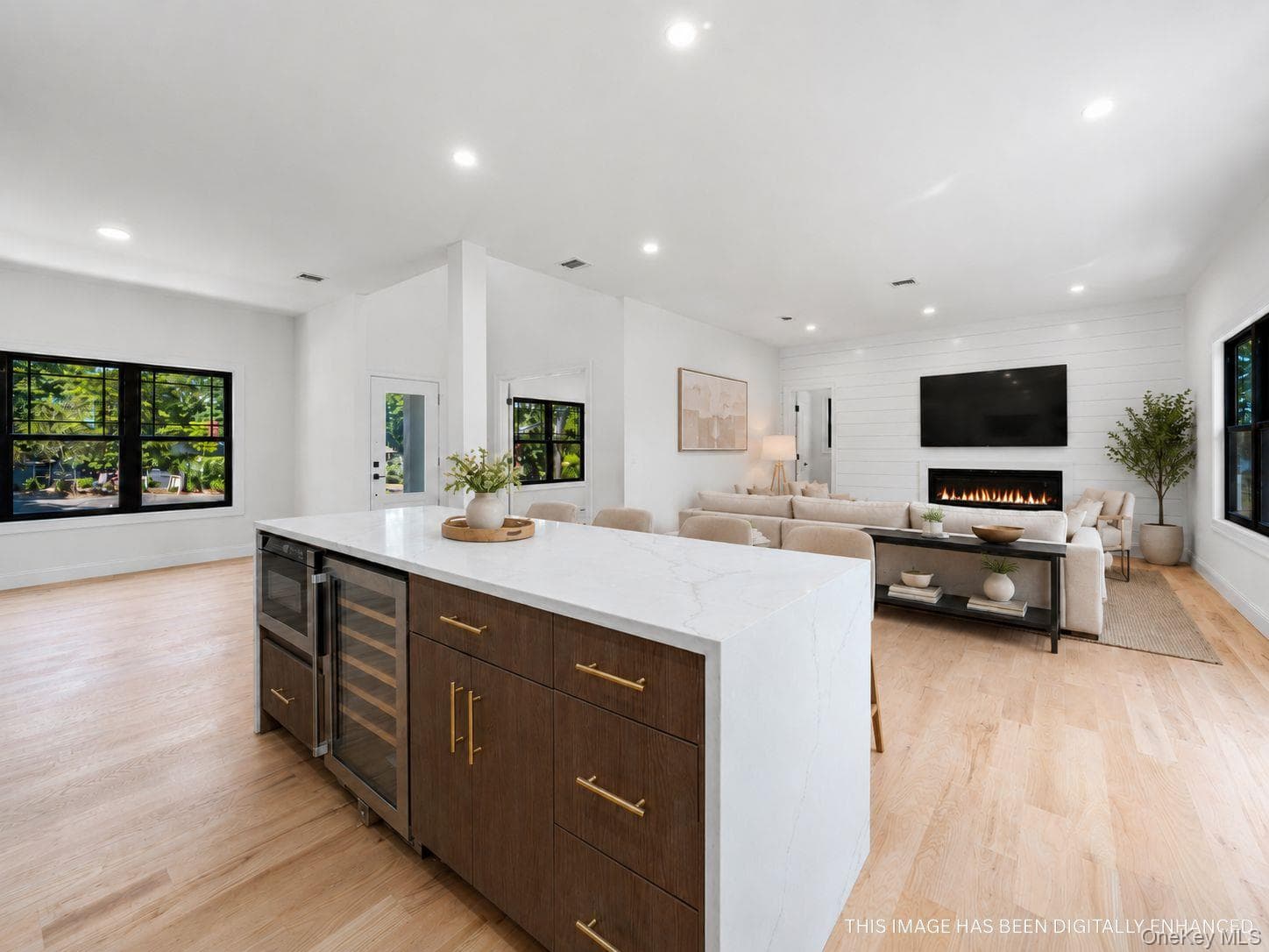 1700 Smith Drive thumbnail 12