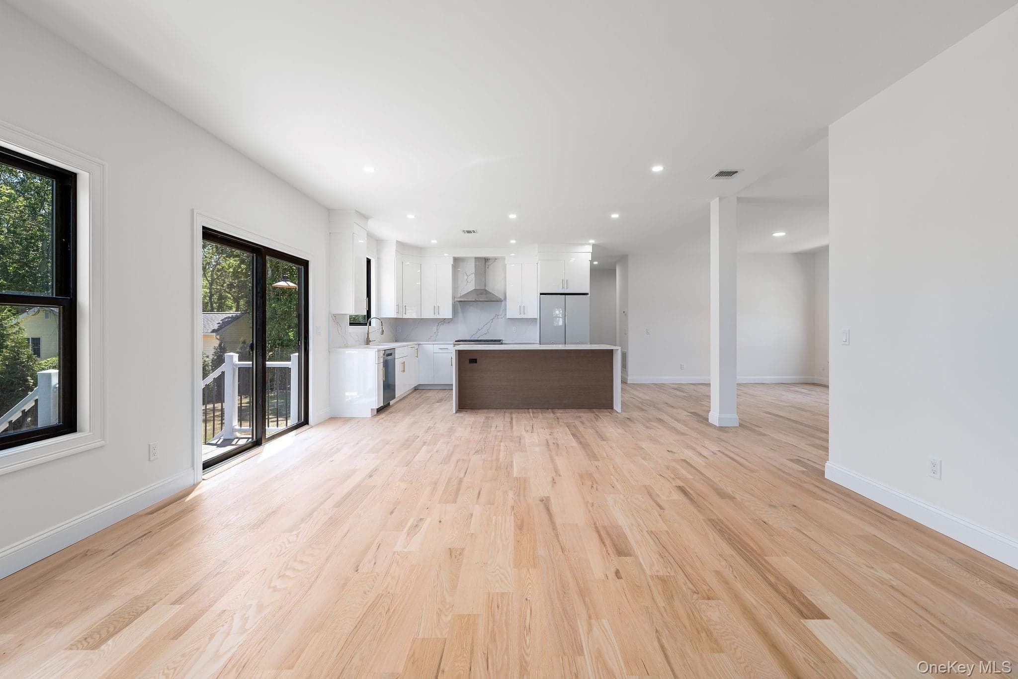 1700 Smith Drive thumbnail 7