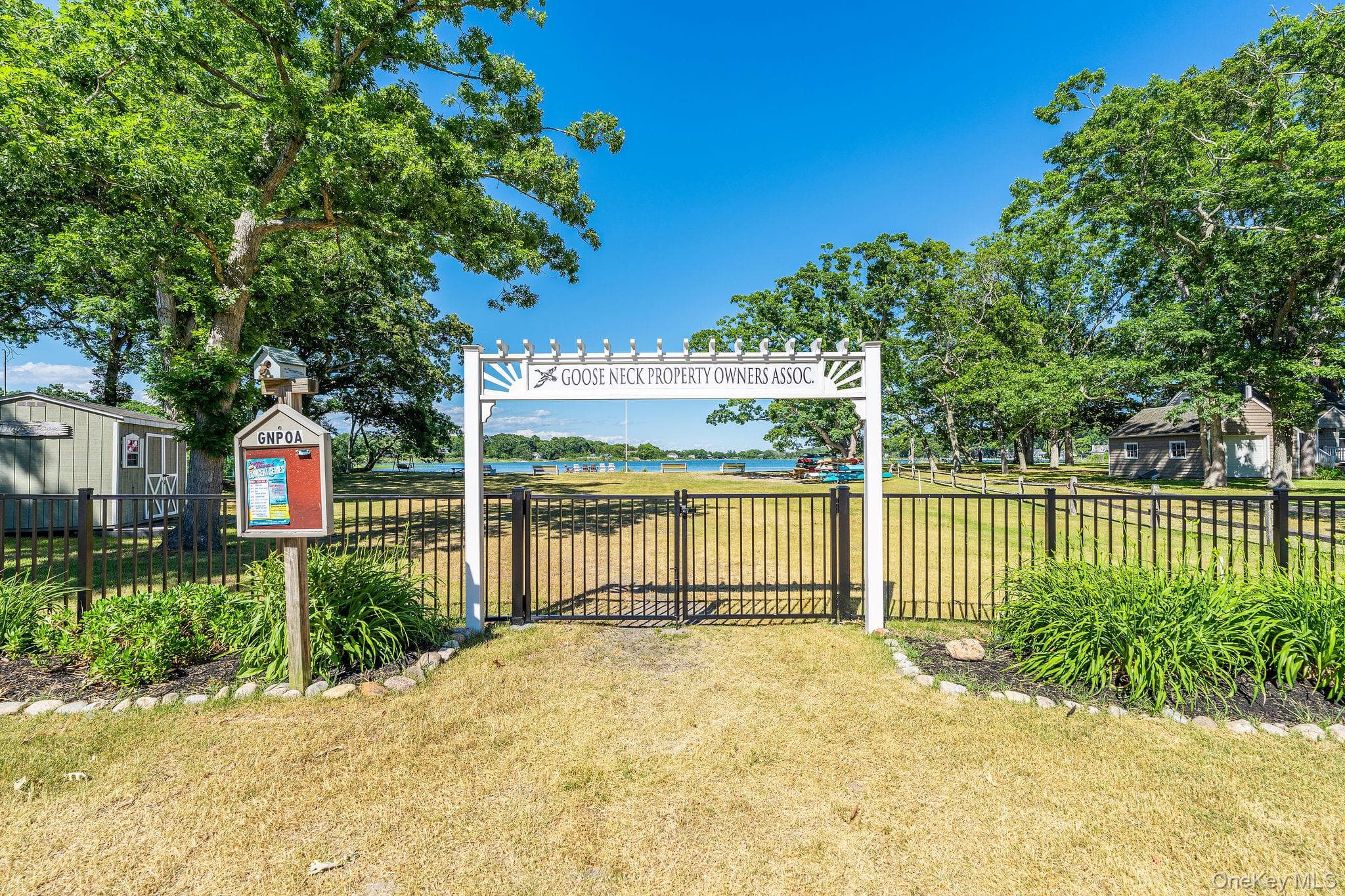 1700 Smith Drive thumbnail 34