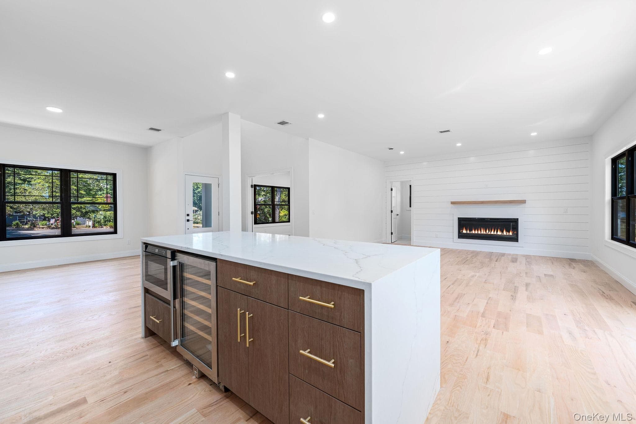 1700 Smith Drive thumbnail 13
