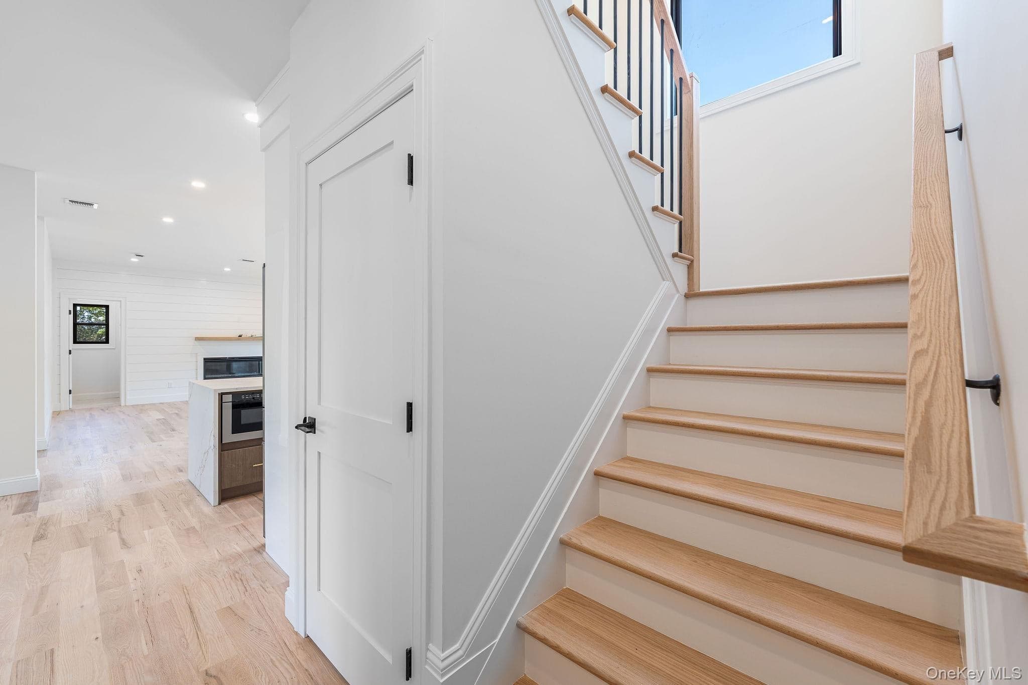 1700 Smith Drive thumbnail 22