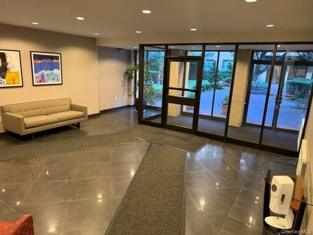 3 Birchwood Court Unit: 4M thumbnail 13