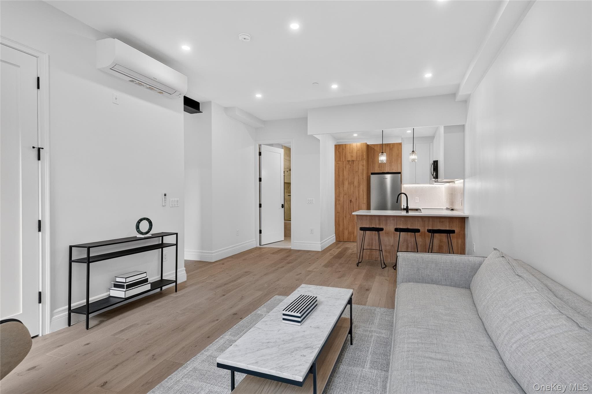 427 E 140 Street Unit: 6 thumbnail 4