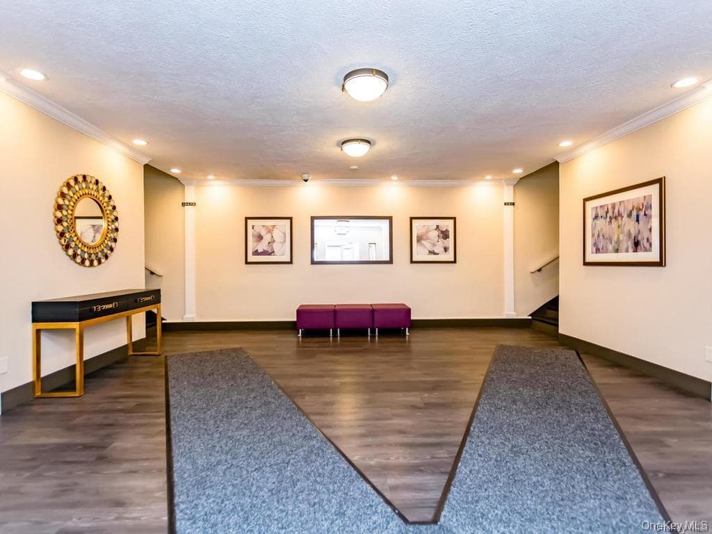 7 Balint Drive Unit: 521 thumbnail 2
