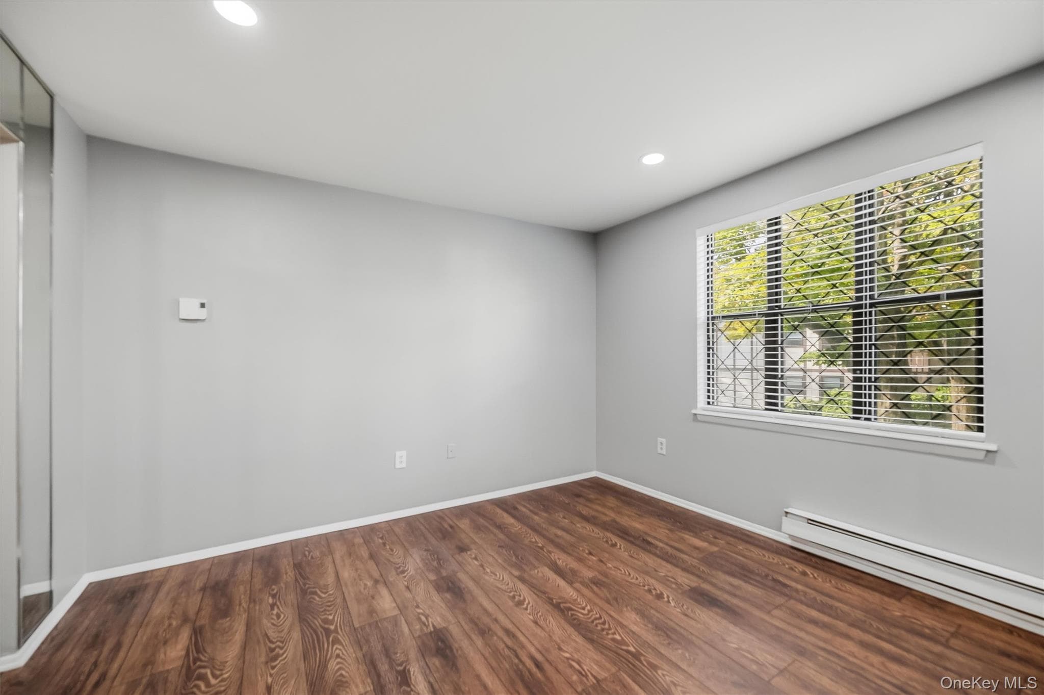 631 Sierra Vista Lane thumbnail 17