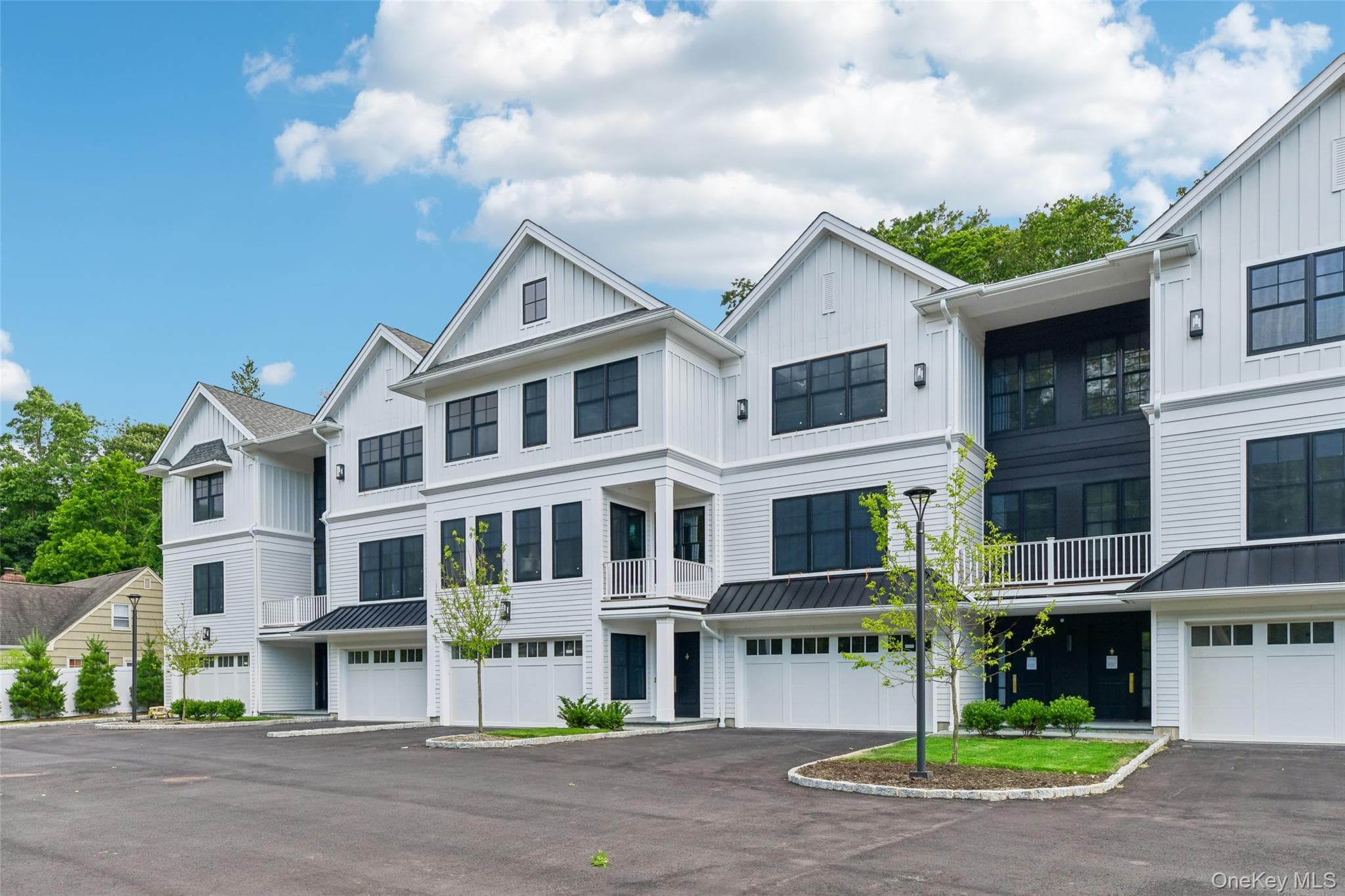 133 Spring Road Unit: 1, Huntington