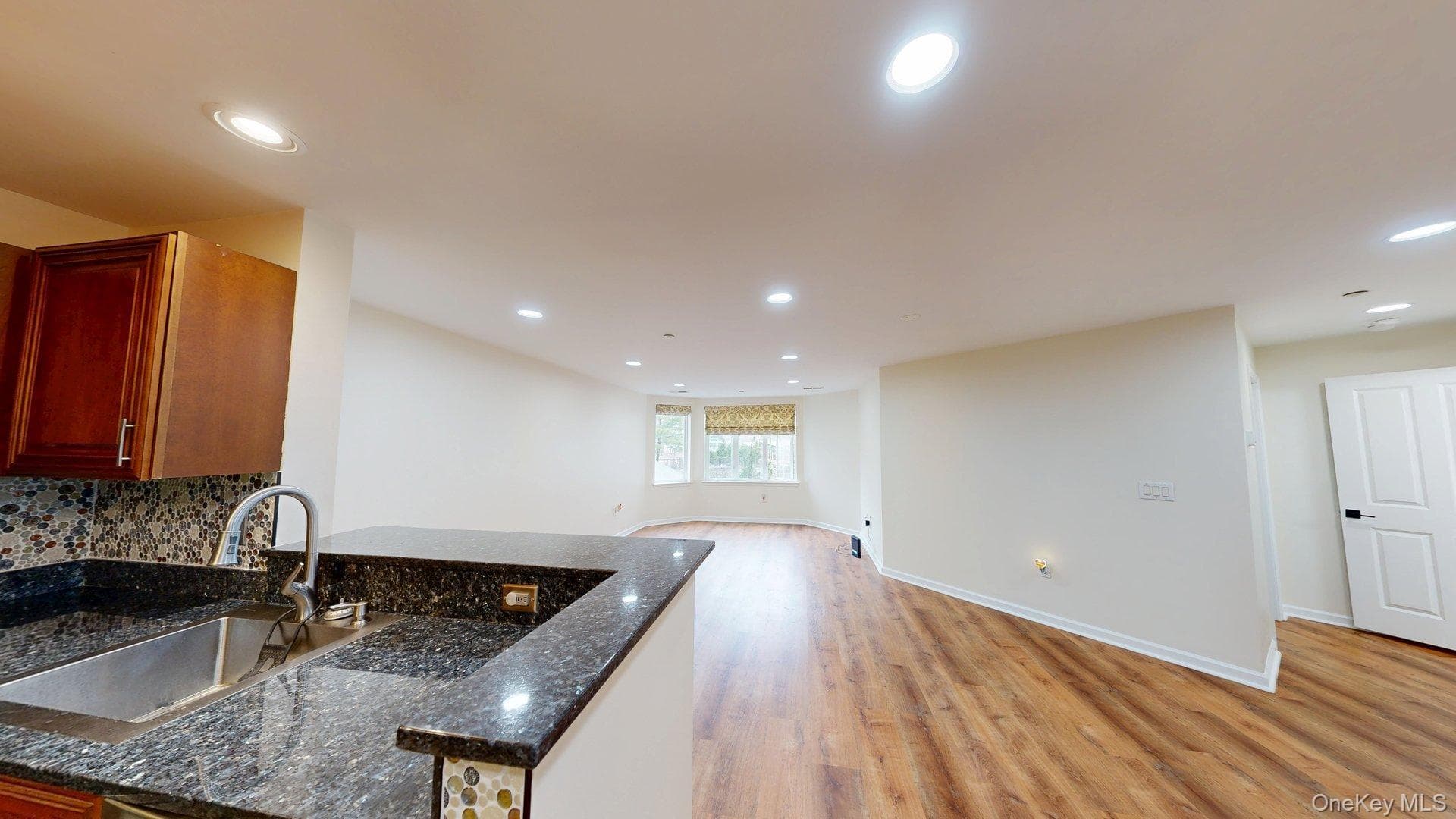 1109 Round Pointe Drive Unit: 1109 thumbnail 13